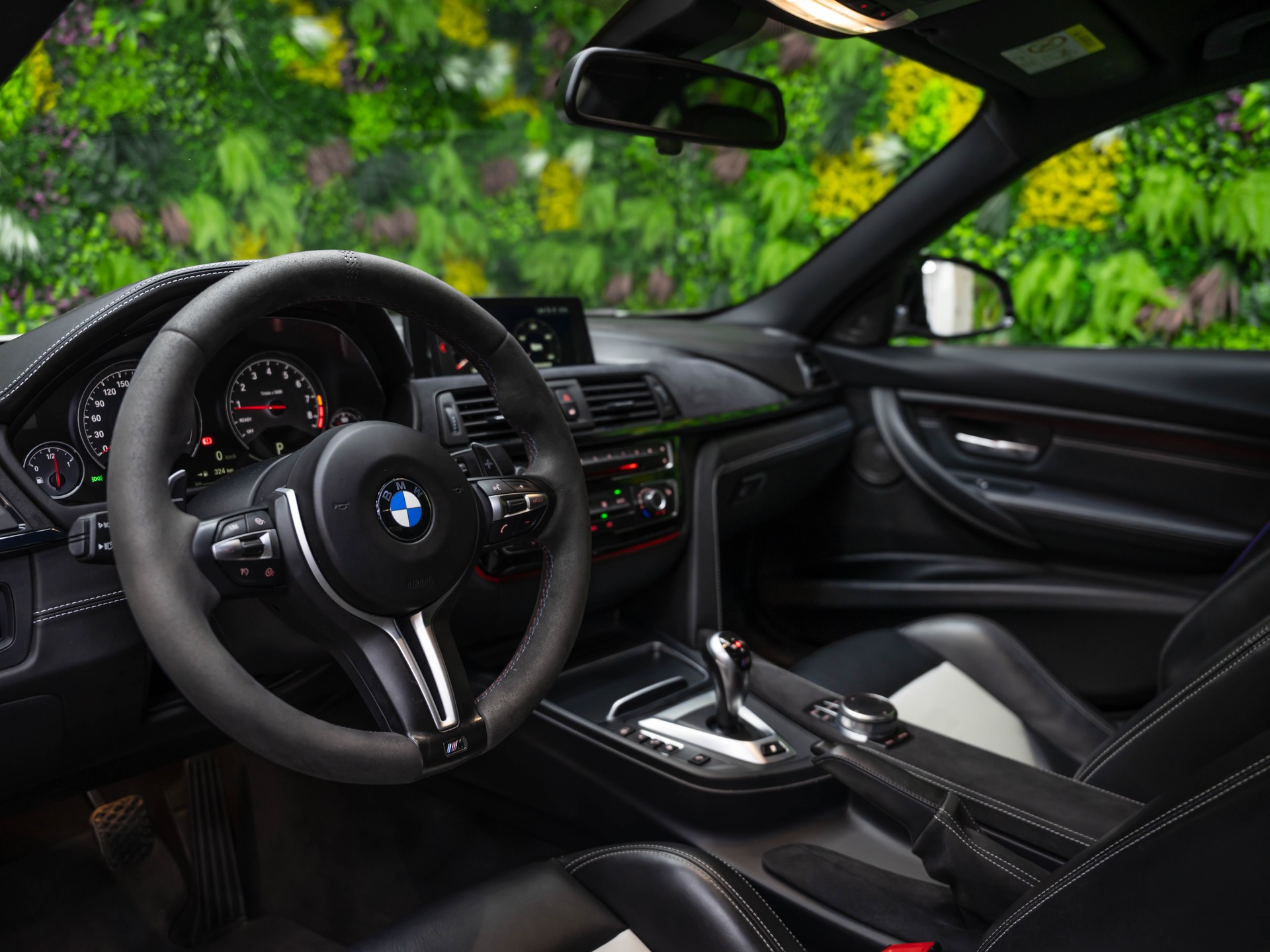 BMW M3 CS Drivelogic-image-7