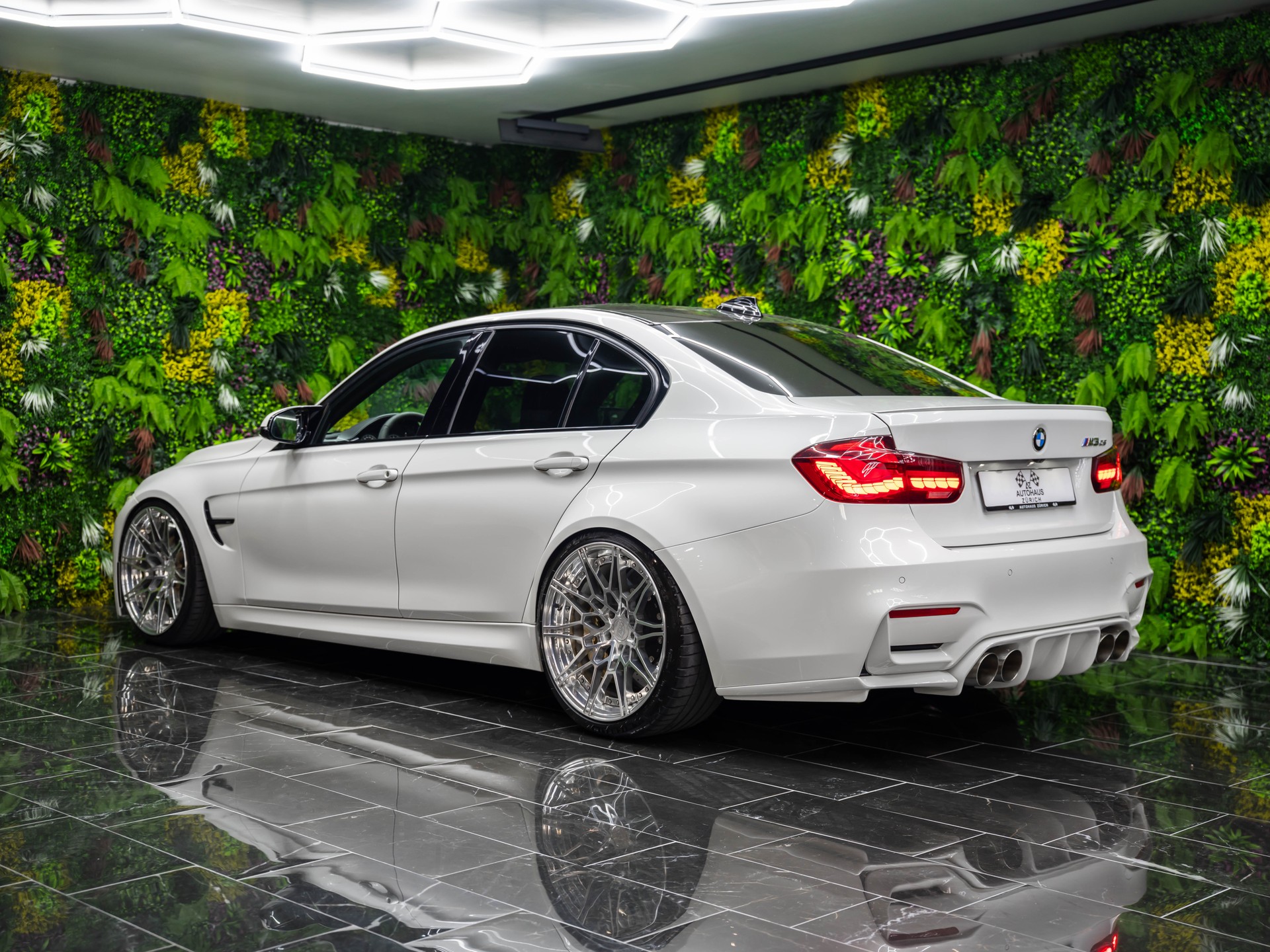 BMW M3 CS Drivelogic-image-4