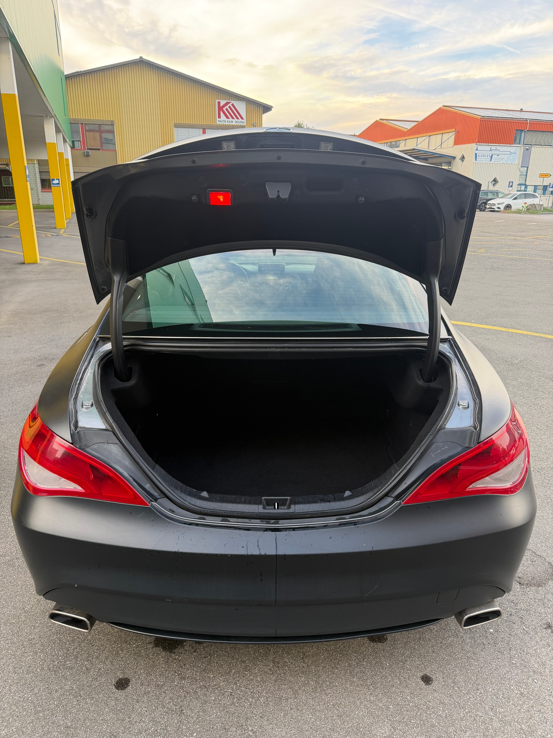 MERCEDES-BENZ CLA 250 Urban 7G-DCT-image-15