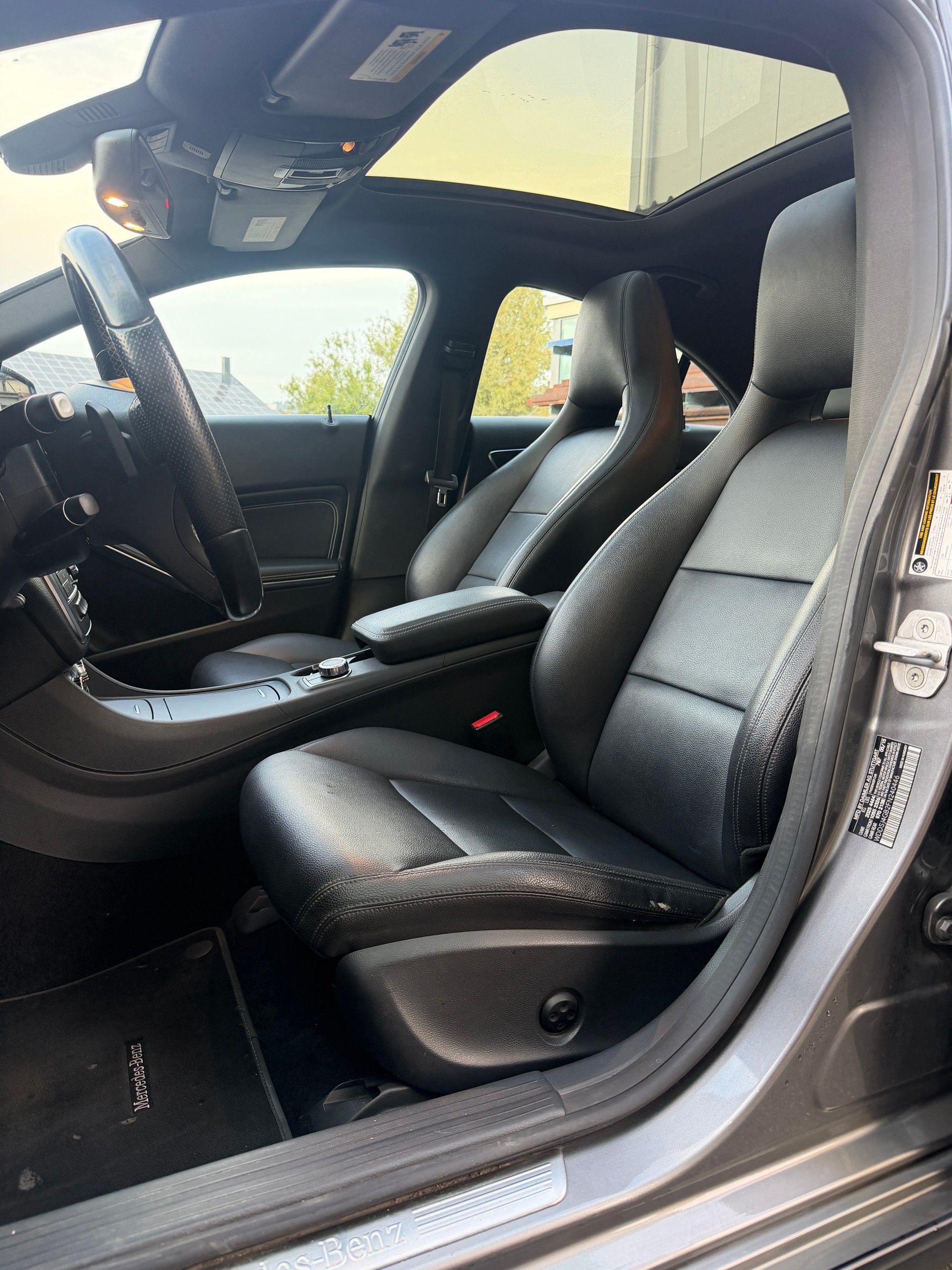 MERCEDES-BENZ CLA 250 Urban 7G-DCT-image-8