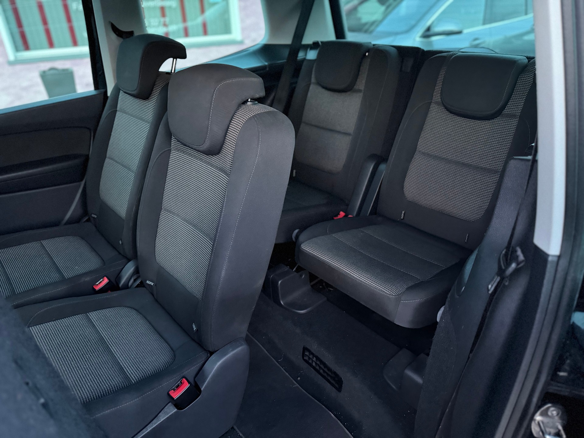 VW Sharan 2.0 TDI BMT Comfortline 4Motion-image-11