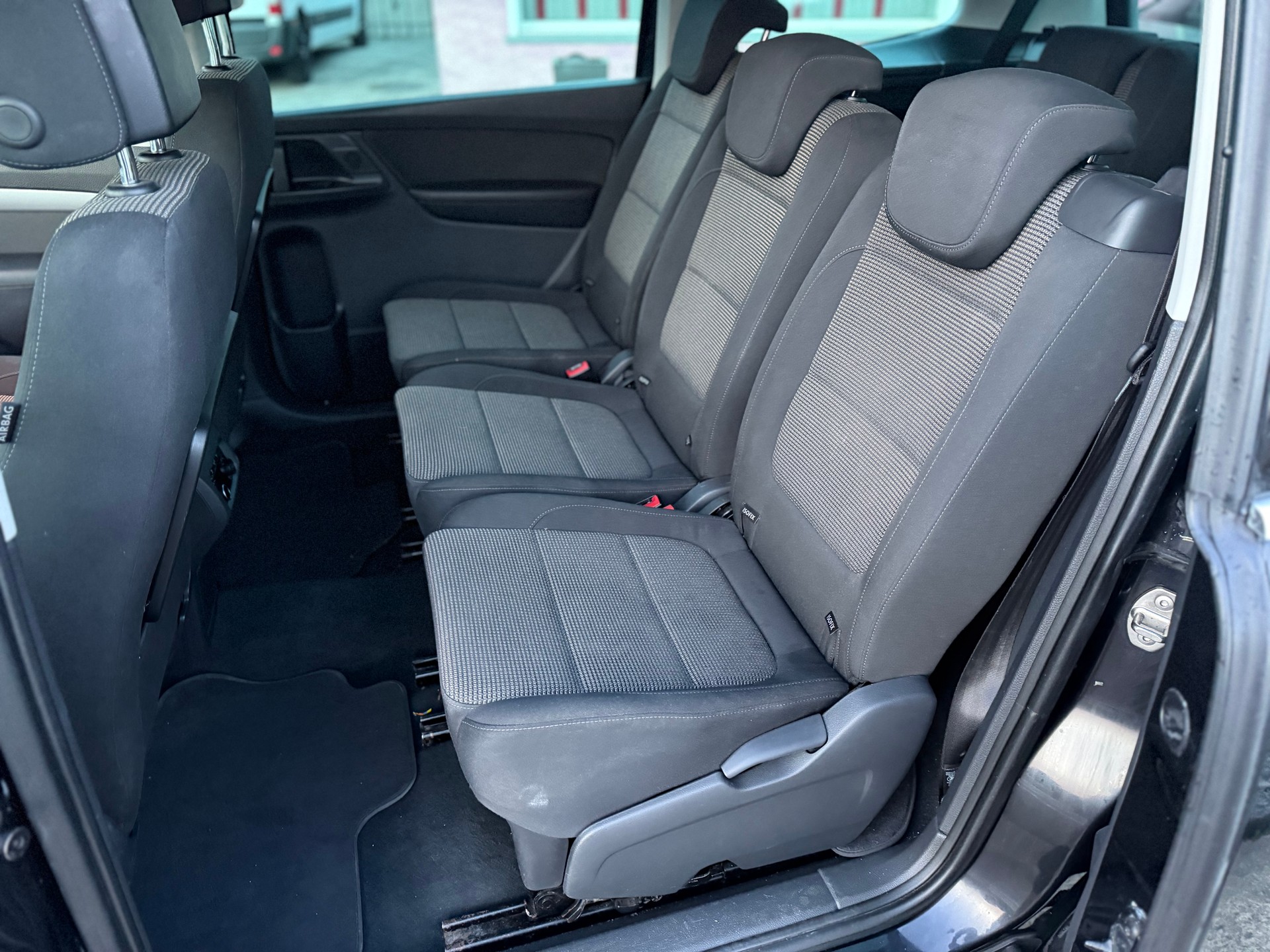 VW Sharan 2.0 TDI BMT Comfortline 4Motion-image-12