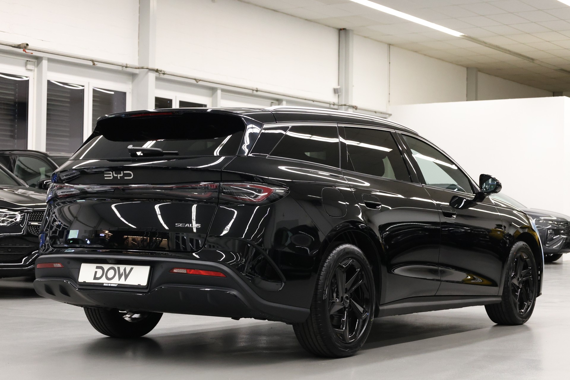 BYD Seal 6 DM-i Touring Comfort-image-5