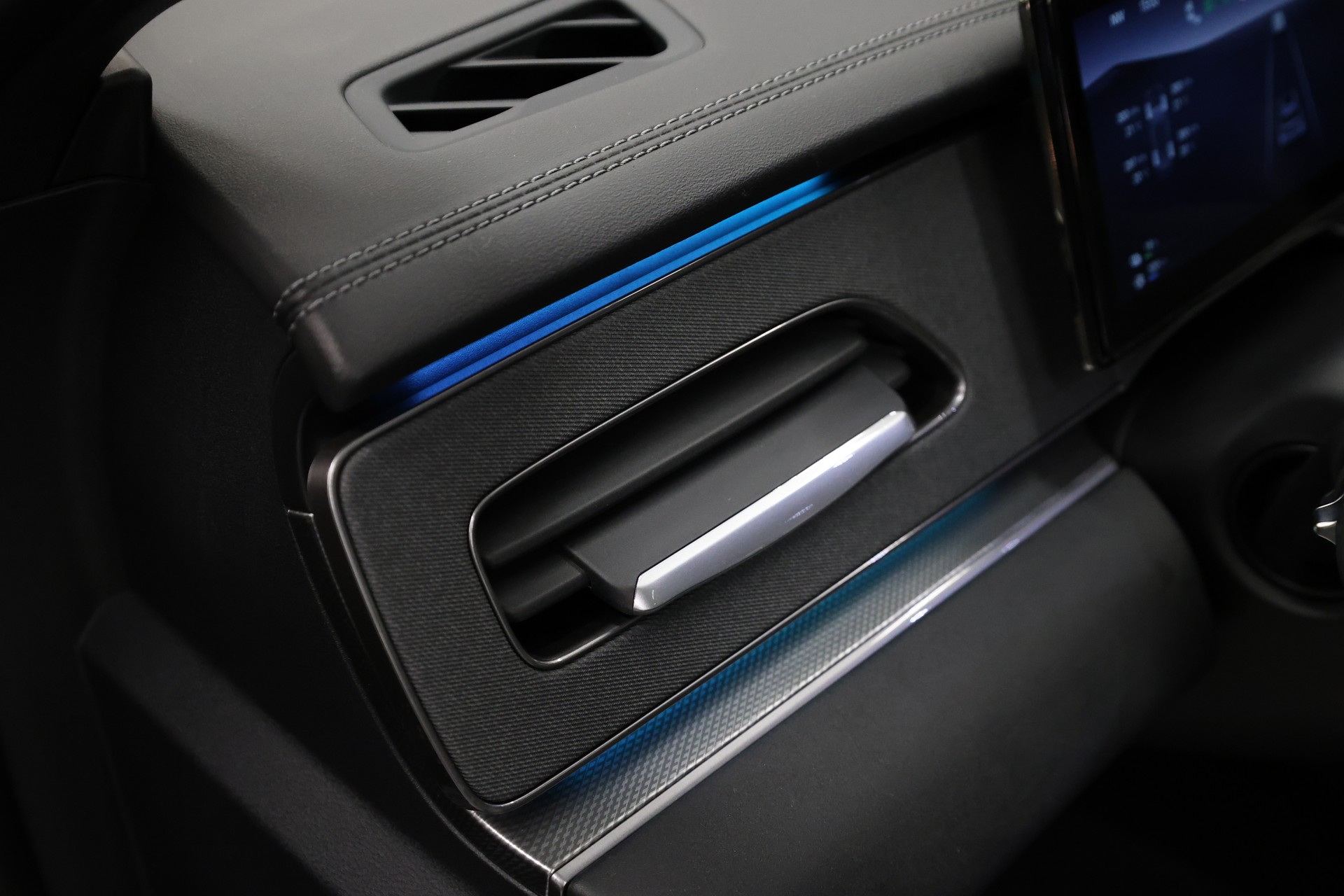 BYD Seal 6 DM-i Touring Comfort-image-25