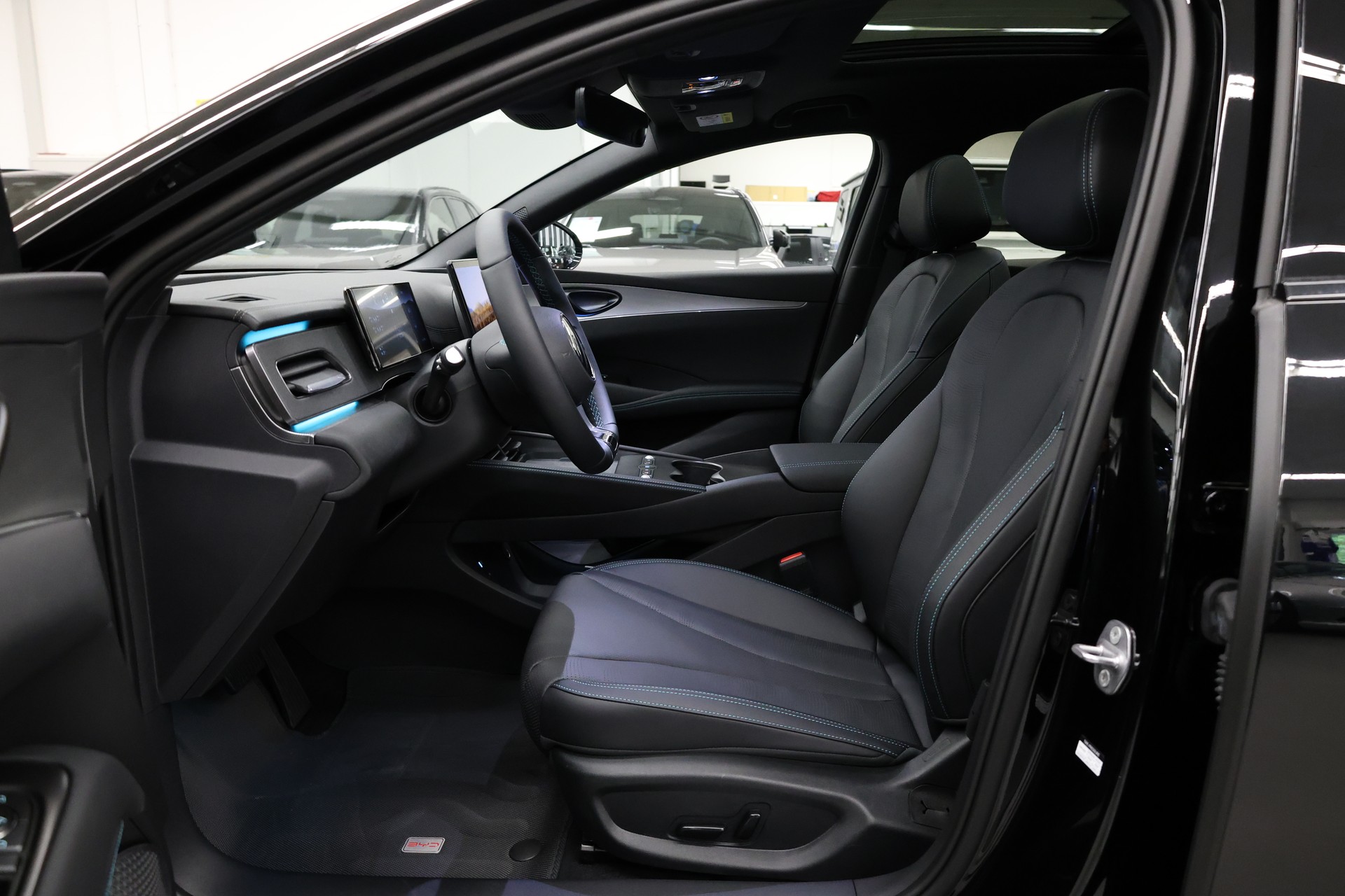 BYD Seal 6 DM-i Touring Comfort-image-16