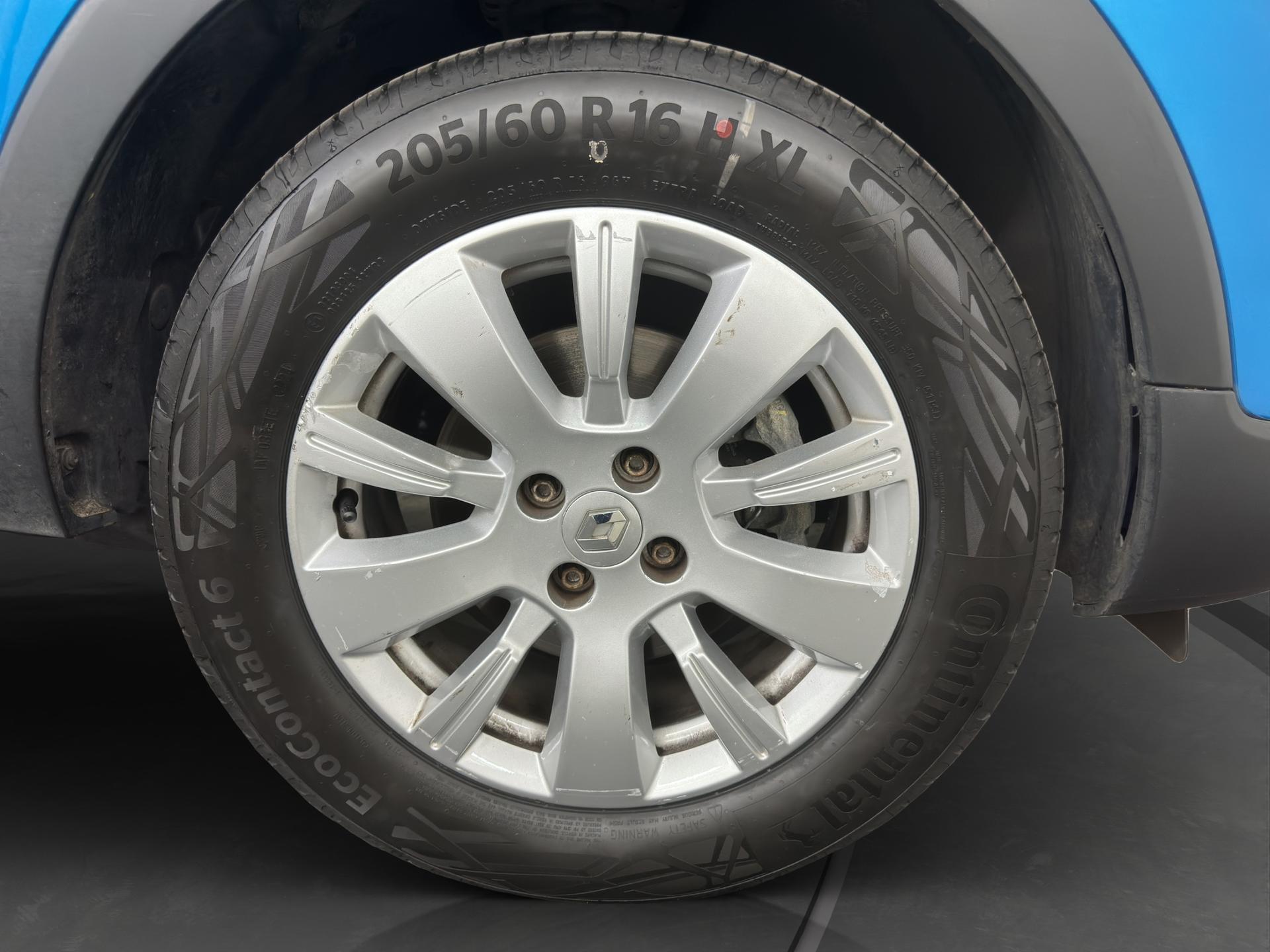 RENAULT Captur 1.5 dCi Dynamique EDC-image-27