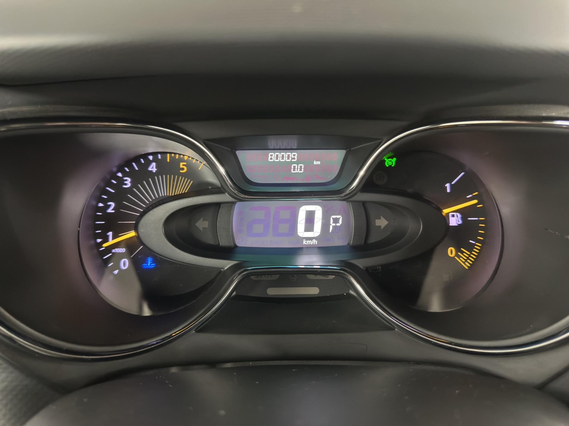 RENAULT Captur 1.5 dCi Dynamique EDC-image-12