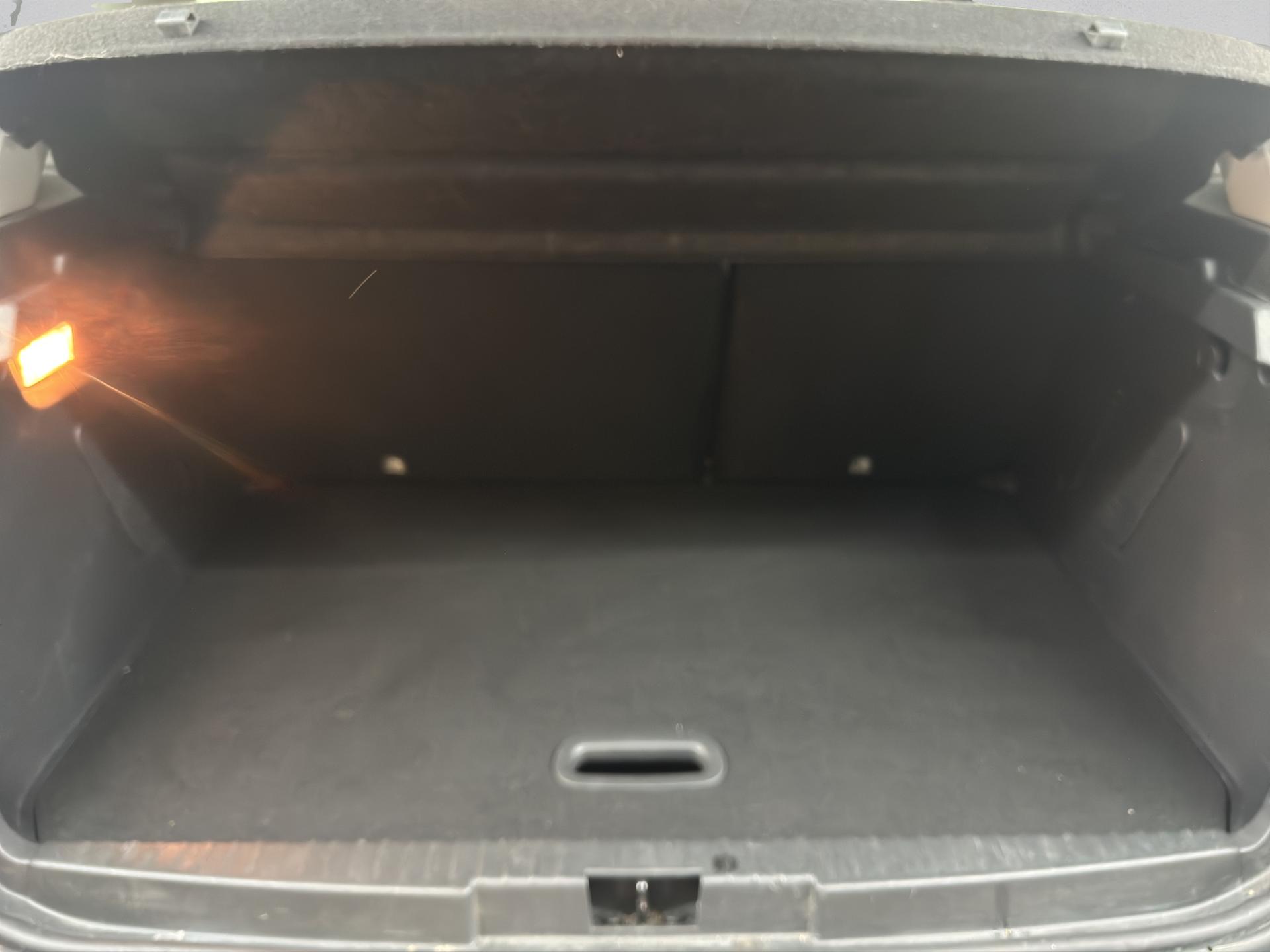 RENAULT Captur 1.5 dCi Dynamique EDC-image-26