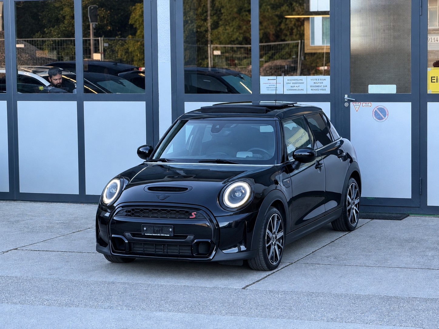 MINI Cooper S Steptronic DKG-image-1