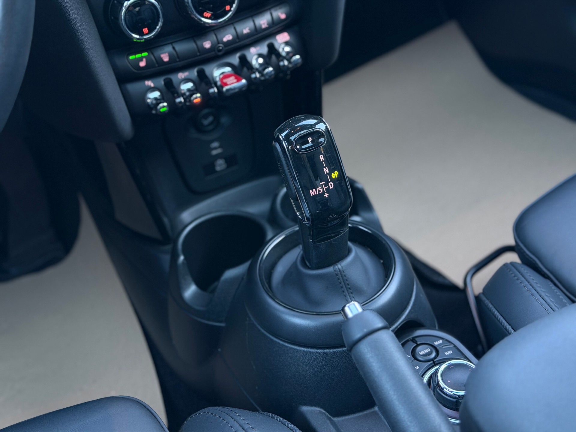 MINI Cooper S Steptronic DKG-image-15