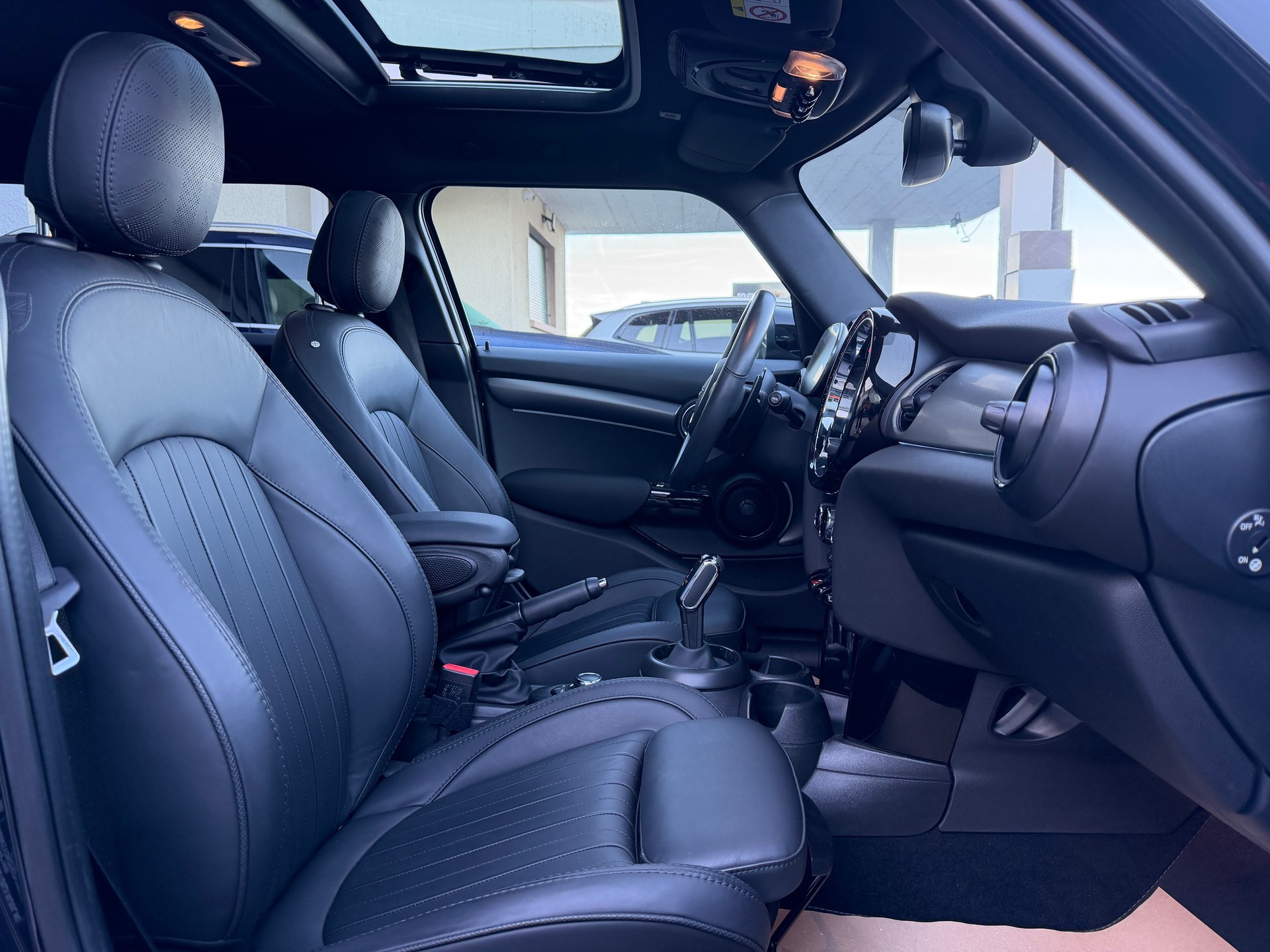MINI Cooper S Steptronic DKG-image-11