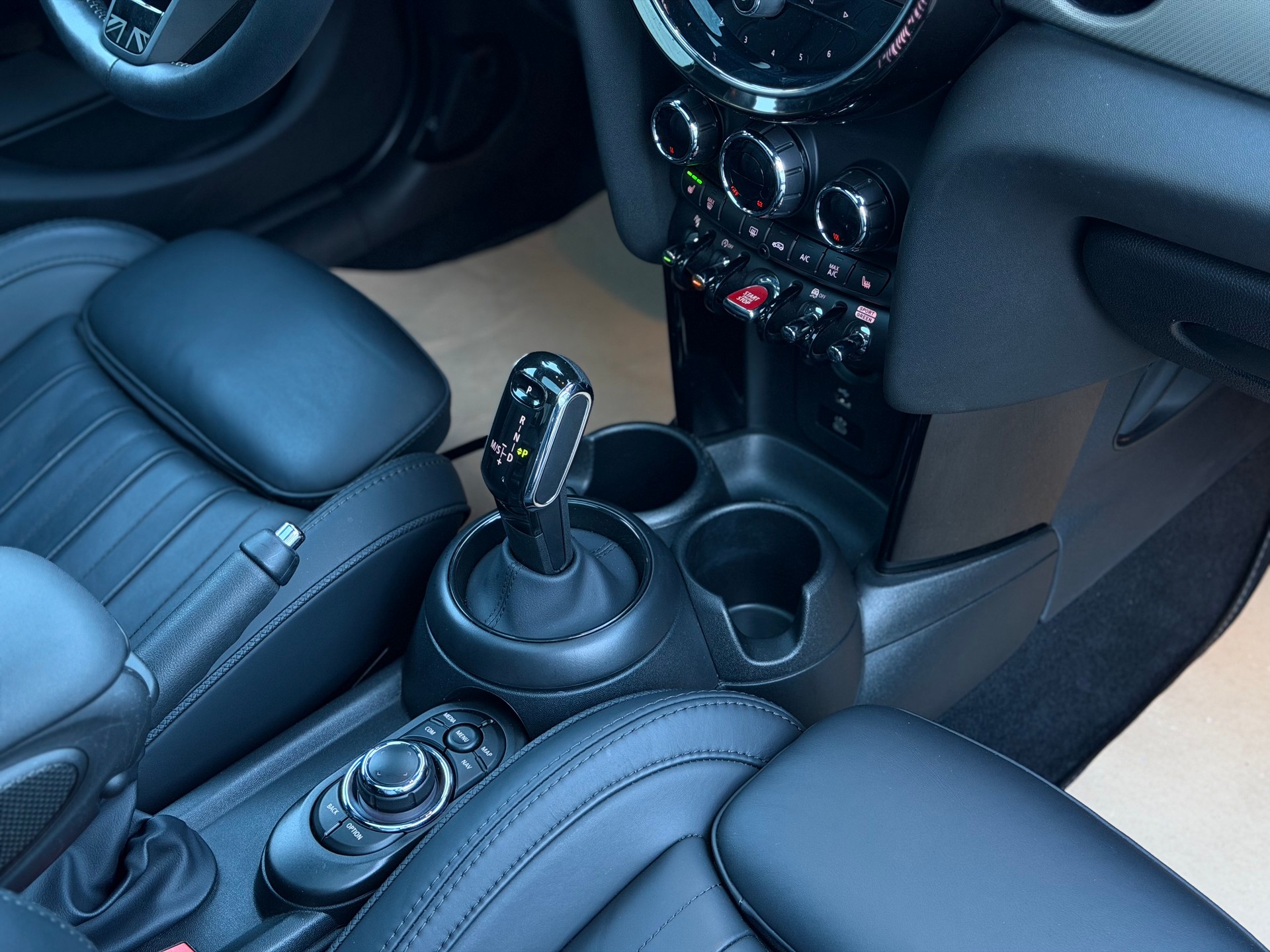 MINI Cooper S Steptronic DKG-image-14