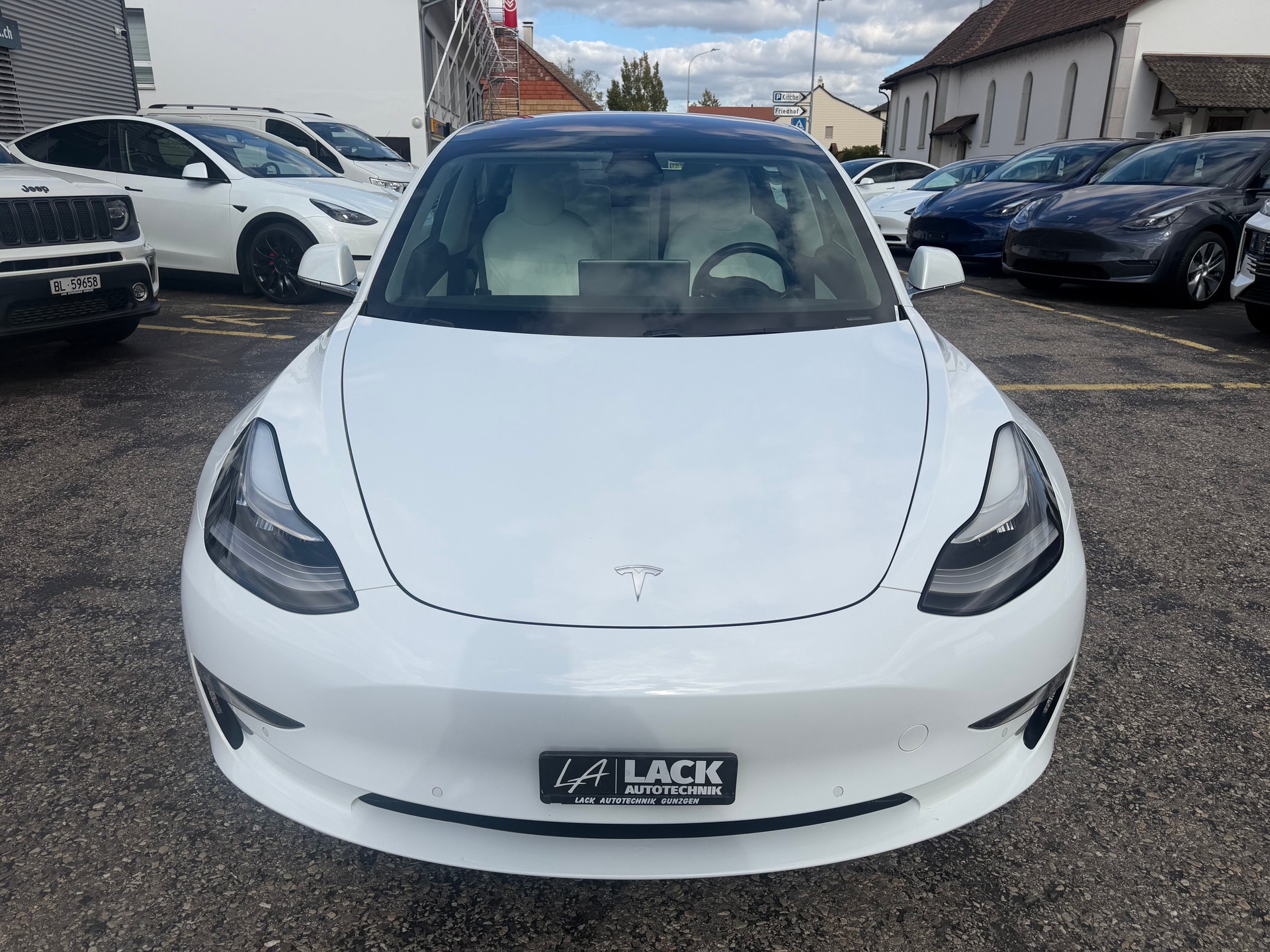 TESLA Model 3 Performance D AWD-image-4