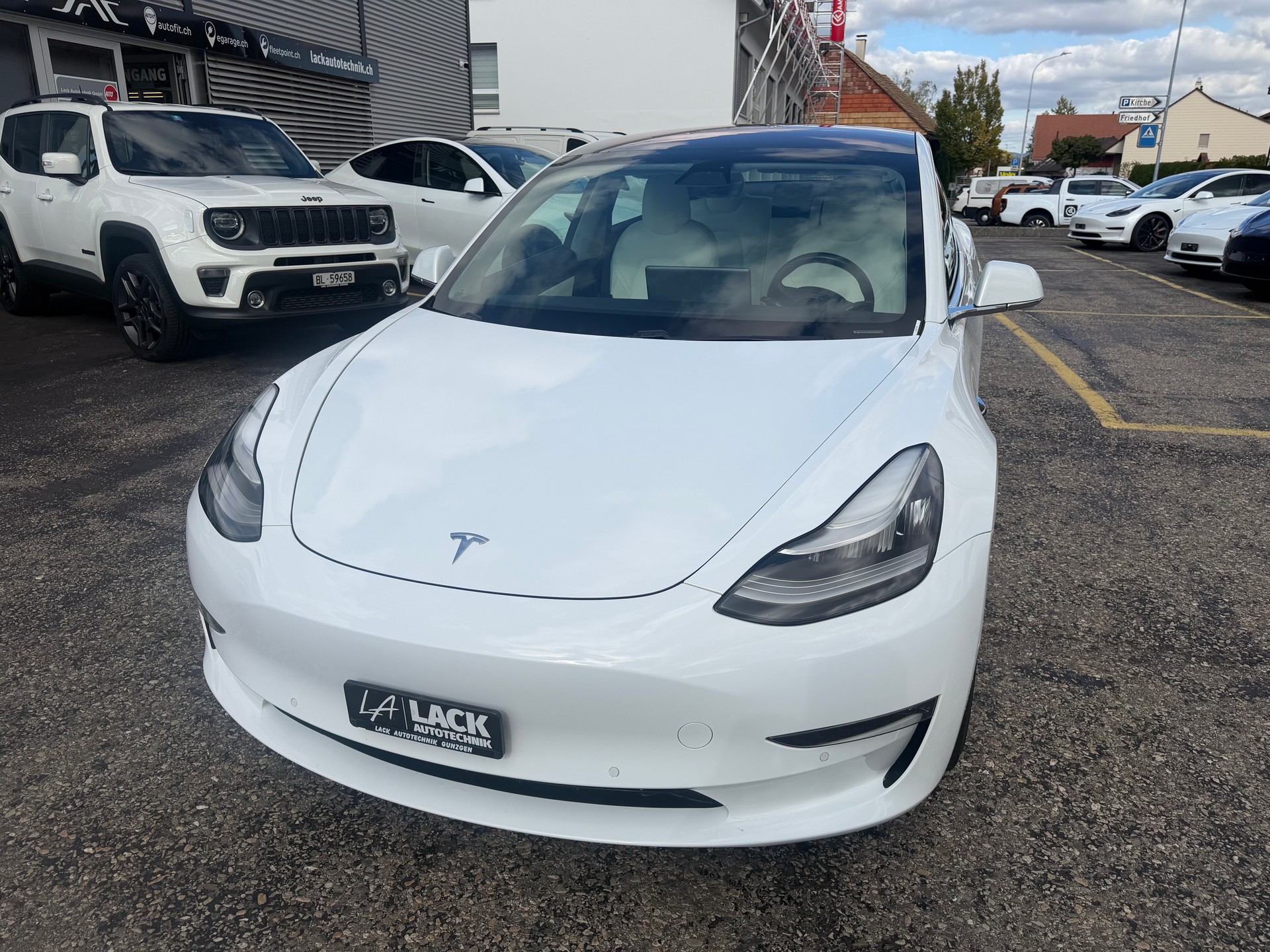 TESLA Model 3 Performance D AWD-image-3