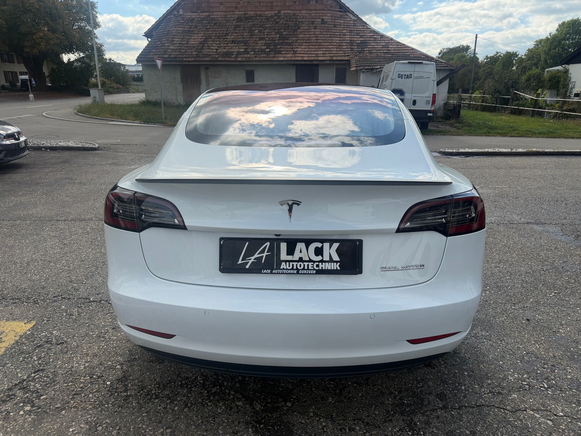 TESLA Model 3 Performance D AWD-image-8