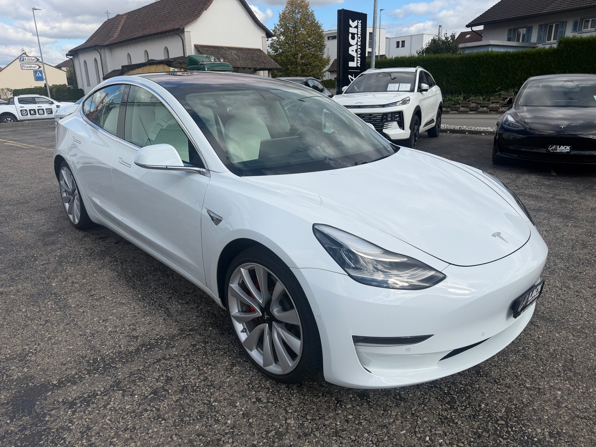 TESLA Model 3 Performance D AWD-image-5