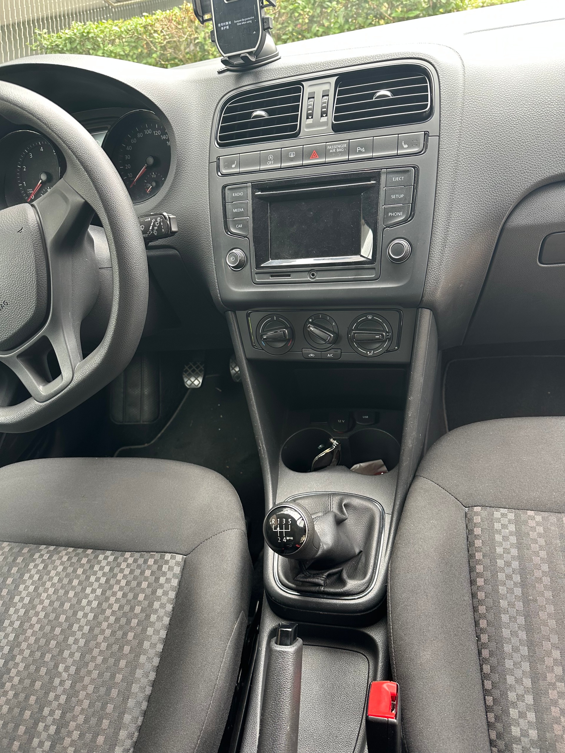 VW 1.2 TSI 90 BlueMT Trendline-image-5