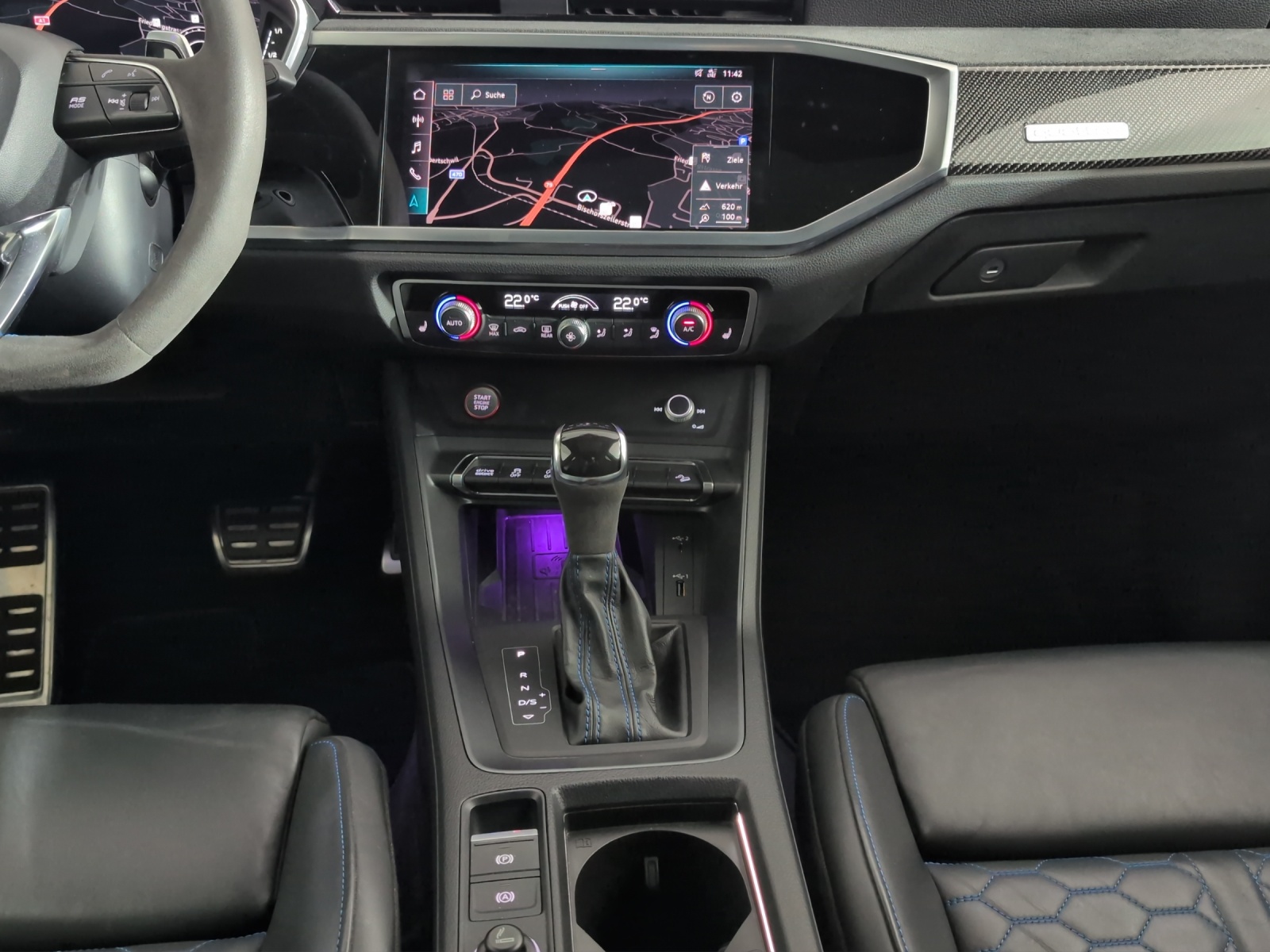 AUDI RS Q3 2.5 TFSI quattro S tronic-image-10