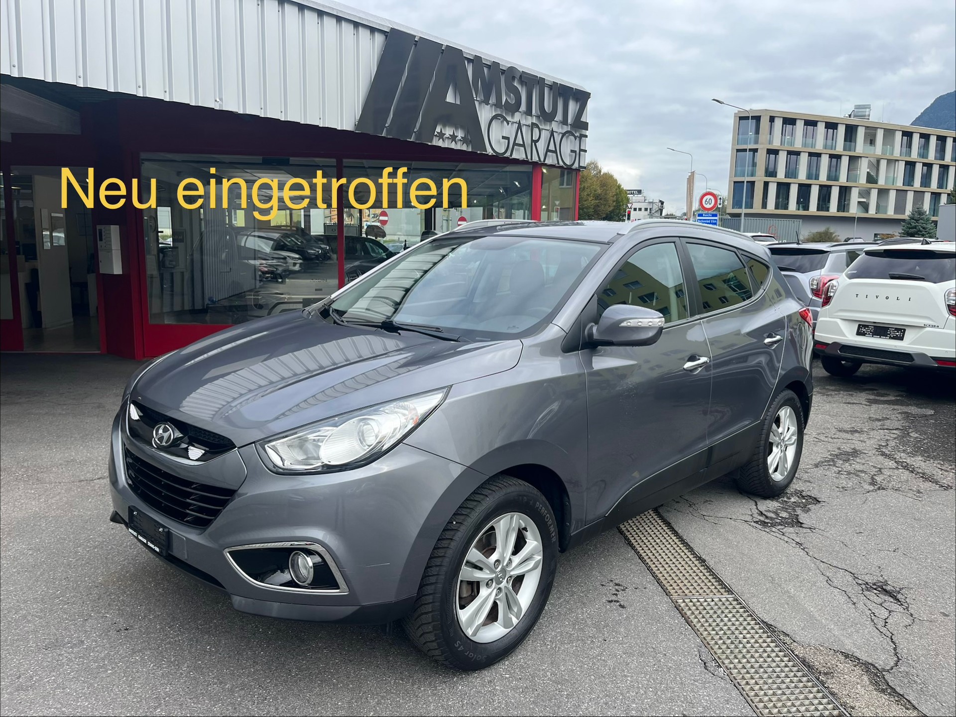 HYUNDAI iX 35 2.0 Premium 4WD Automatic-image-0