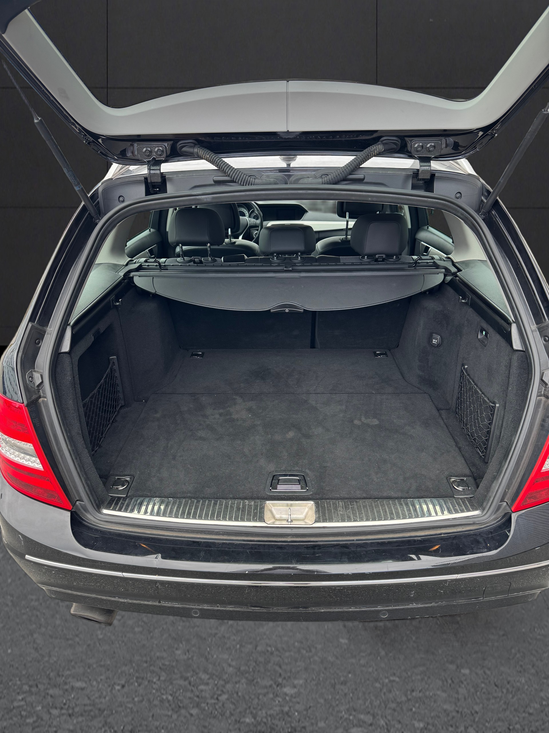 MERCEDES-BENZ C 200 Avantgarde 7G-Tronic-image-5