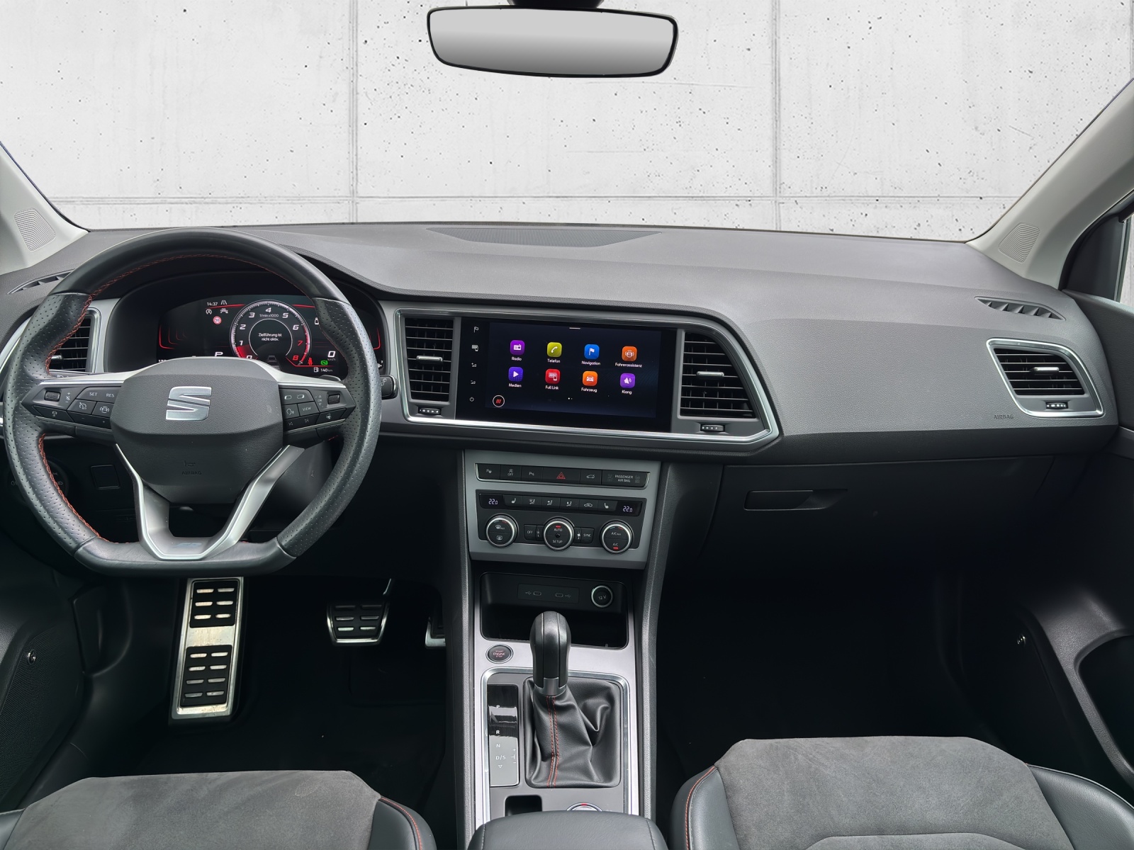 SEAT Ateca 2.0 TSI FR 4Drive DSG mit AHK & Fahrerassistenzpaket-image-12