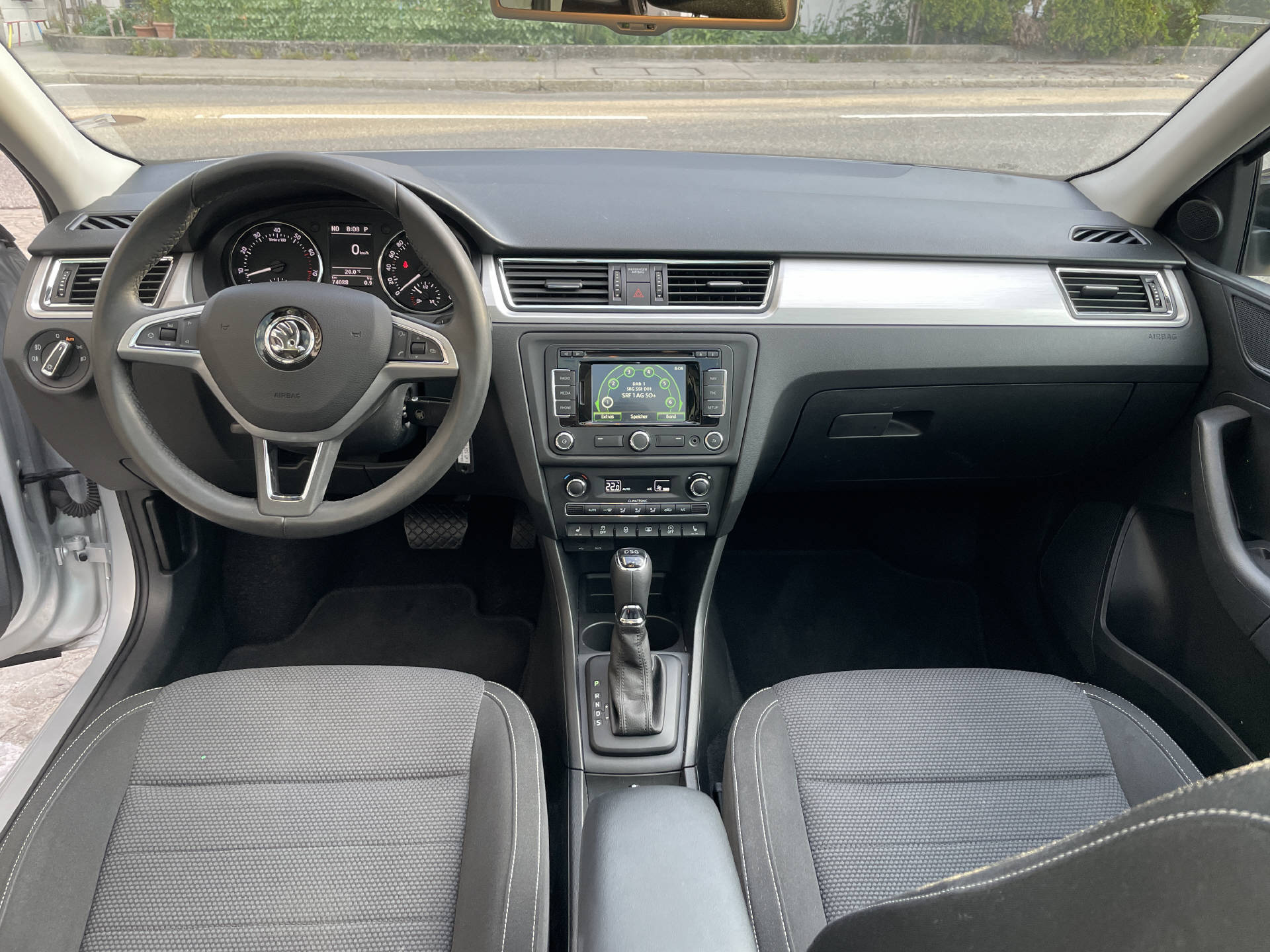SKODA Rapid Spaceback 1.4 TSI Elegance DSG-image-7