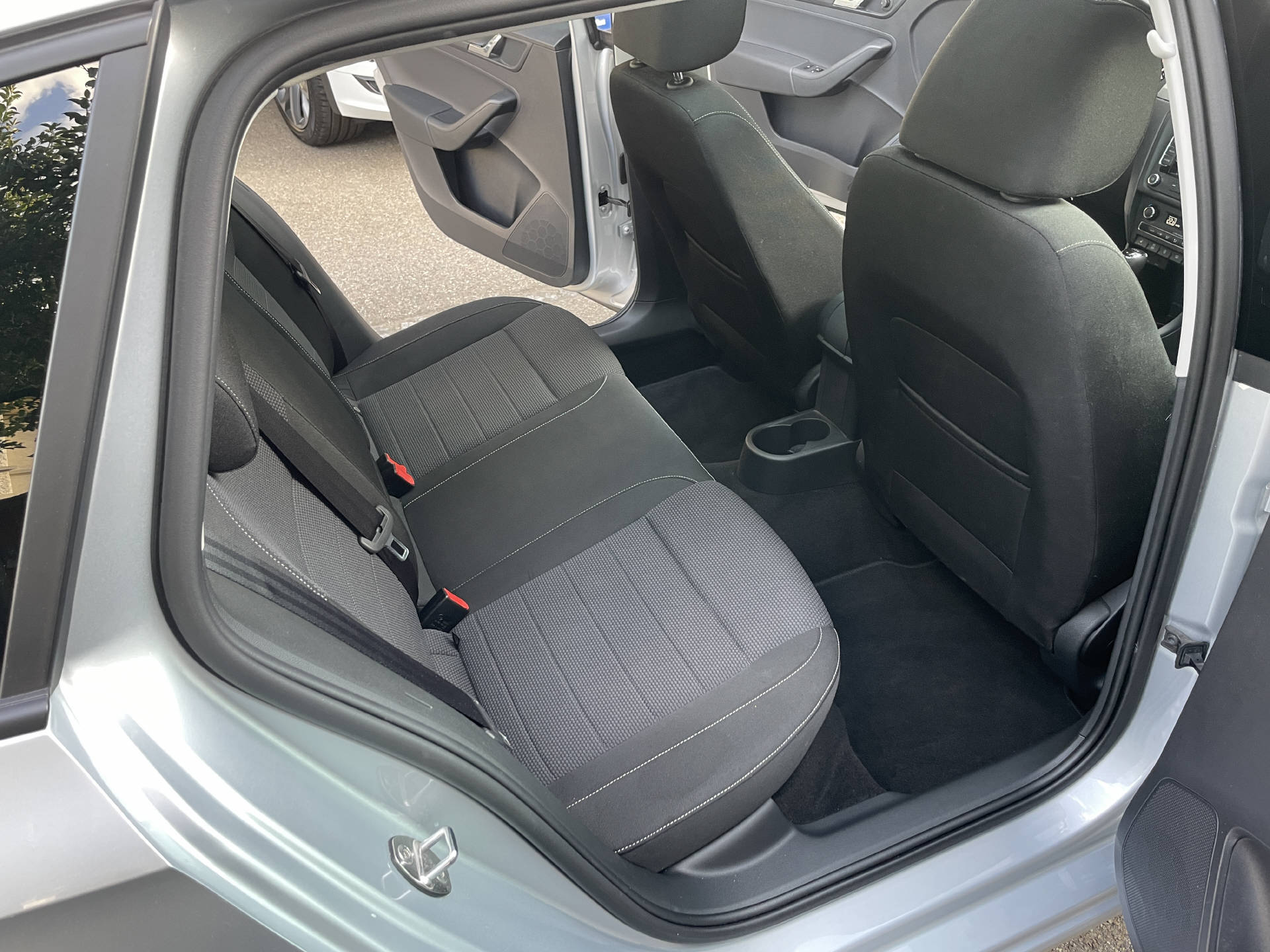 SKODA Rapid Spaceback 1.4 TSI Elegance DSG-image-11