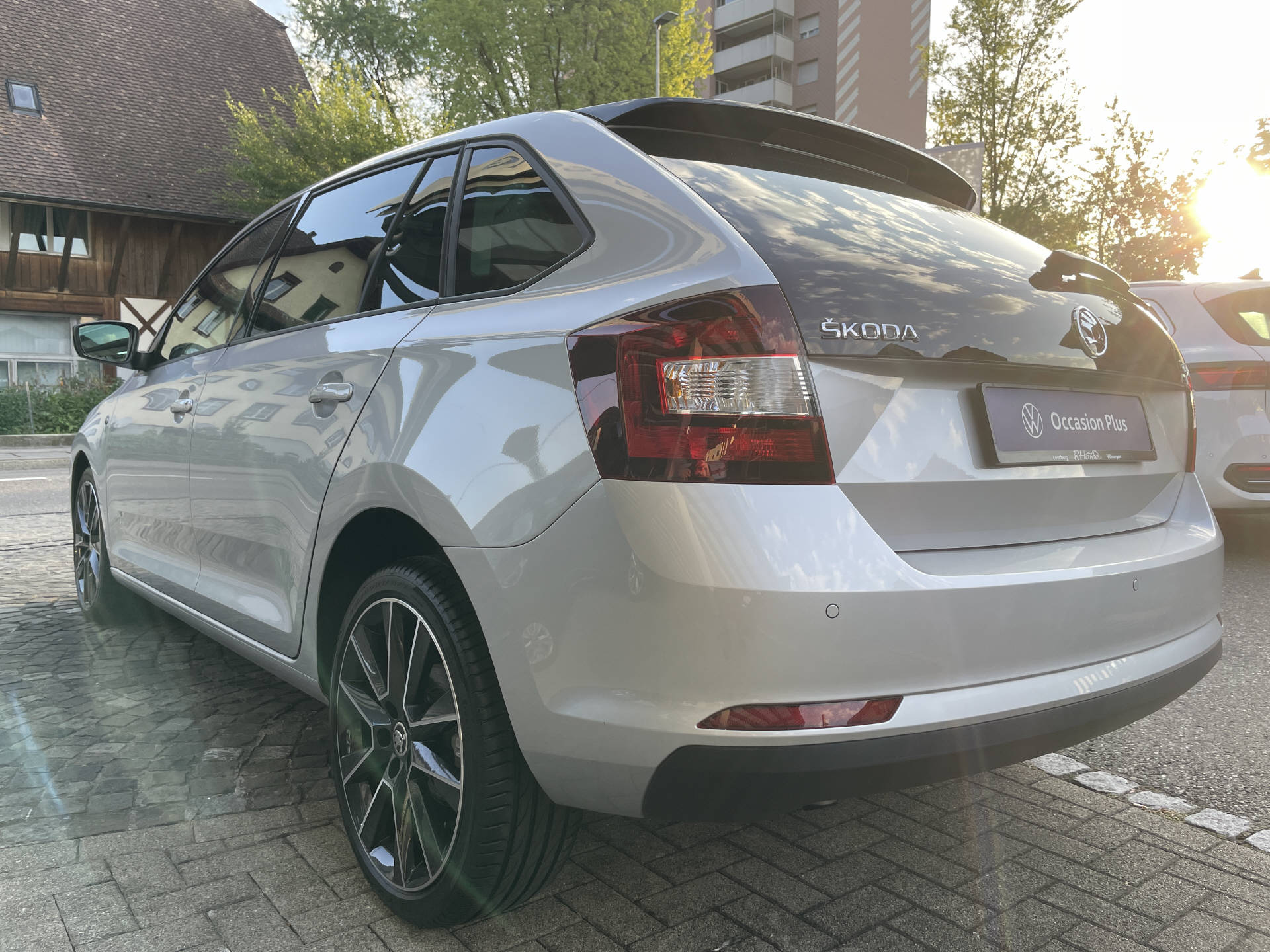 SKODA Rapid Spaceback 1.4 TSI Elegance DSG-image-3