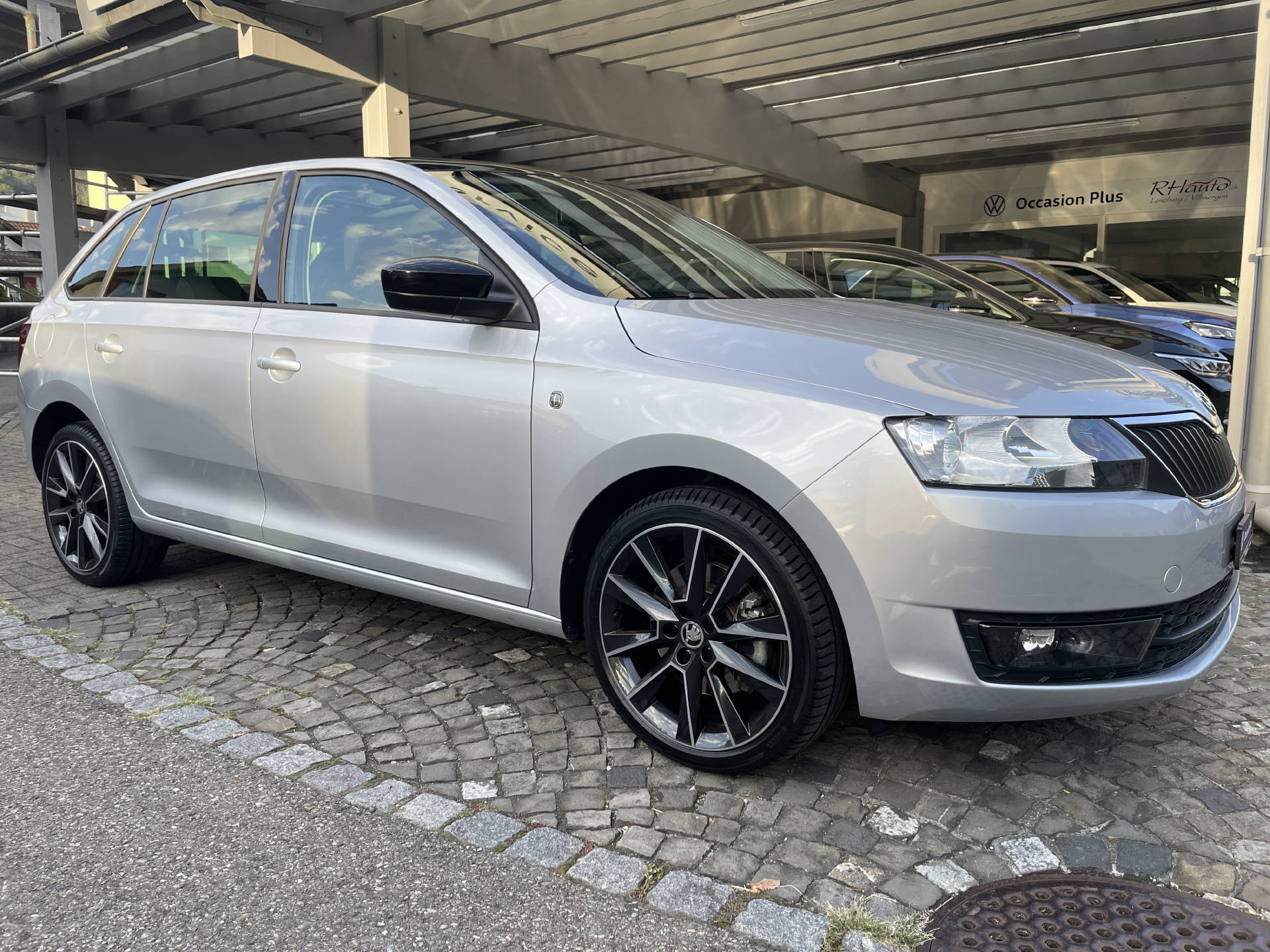 SKODA Rapid Spaceback 1.4 TSI Elegance DSG-image-5