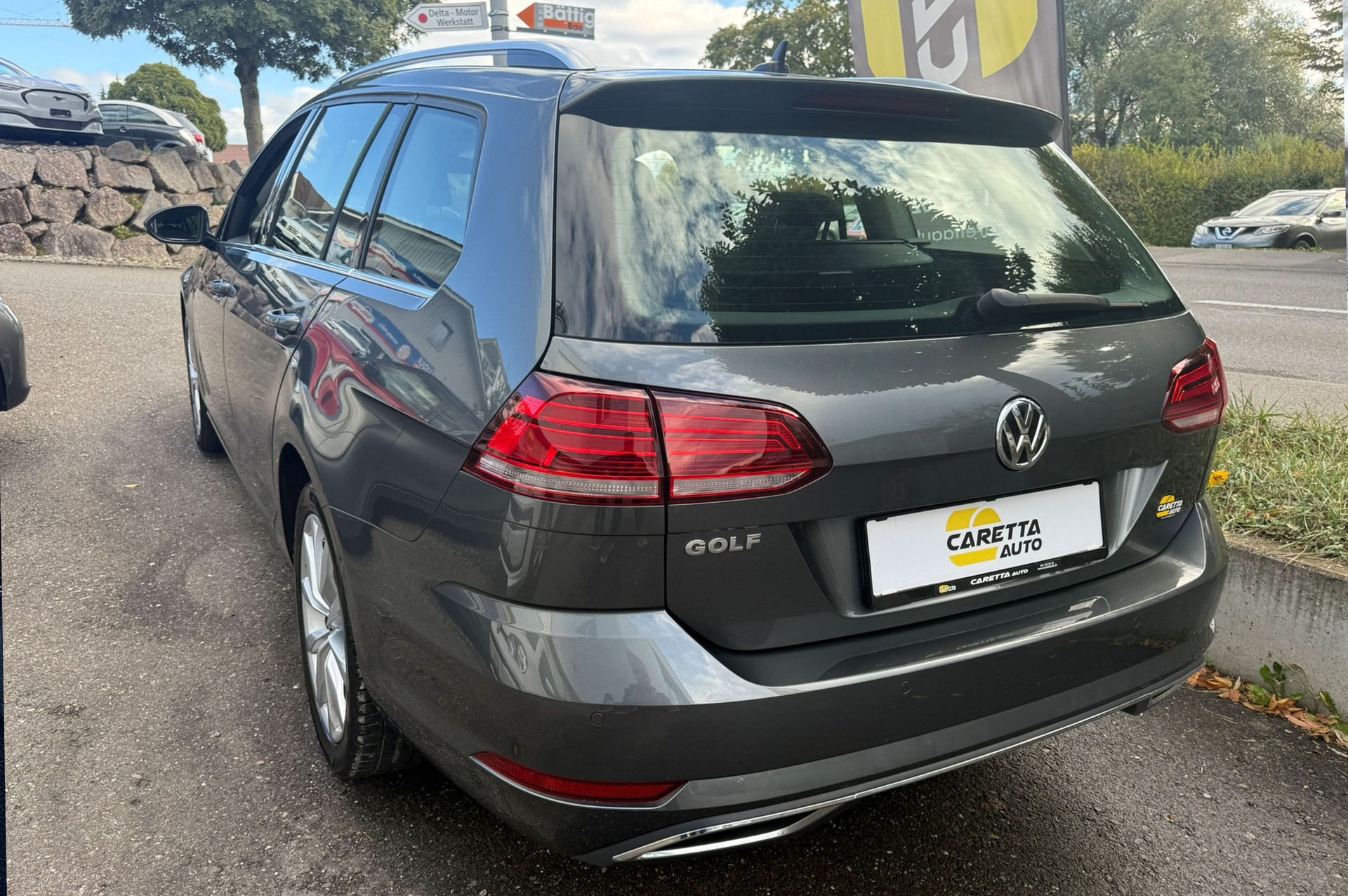 VW Golf Variant 1.5 TSI EVO Highline DSG-image-4