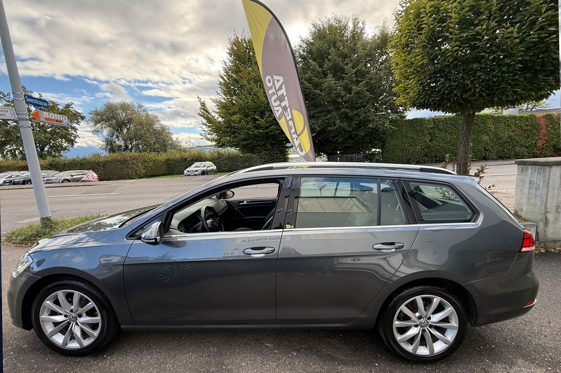 VW Golf Variant 1.5 TSI EVO Highline DSG-image-3