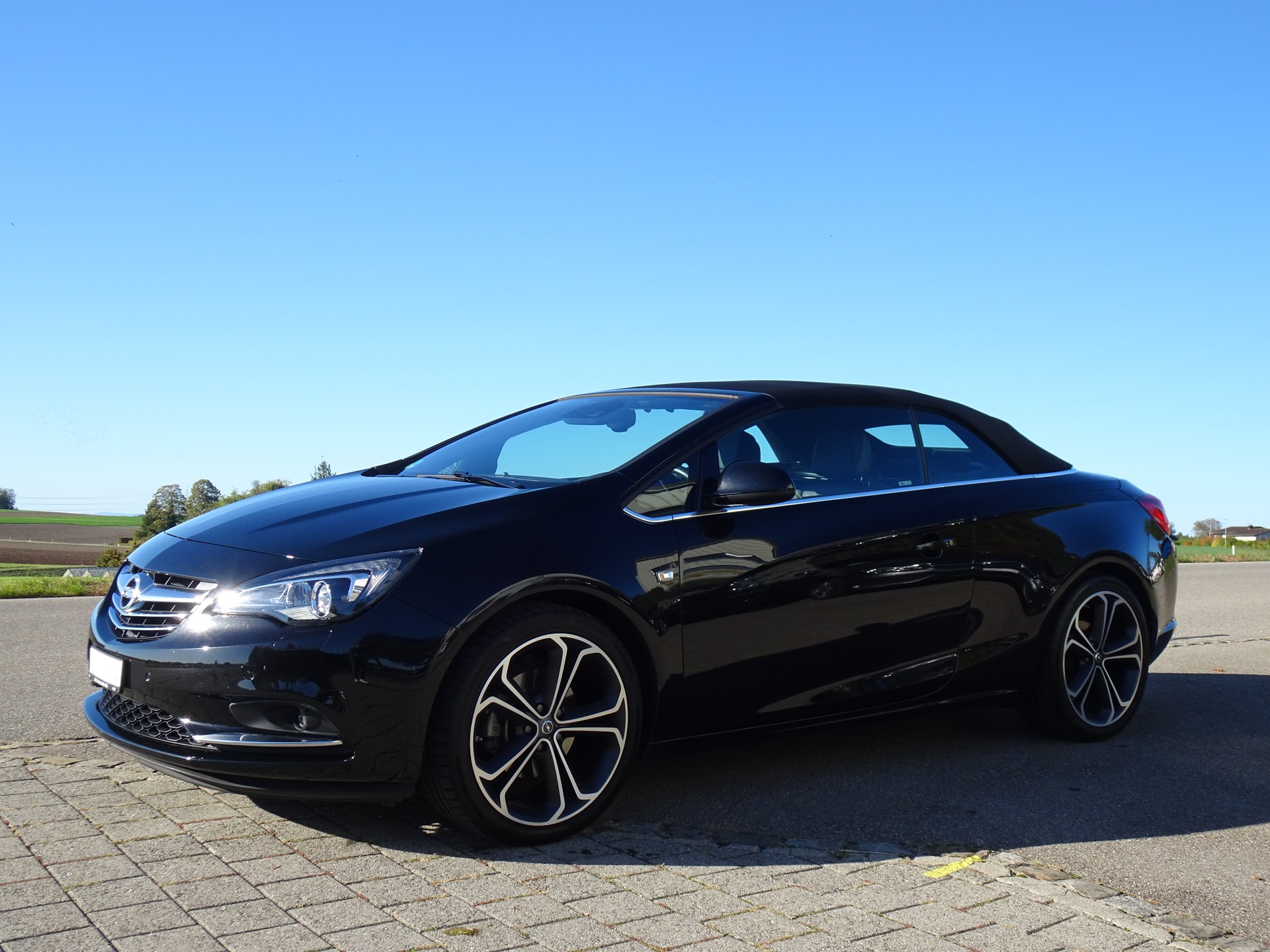OPEL Cascada 1.6i 16V Cosmo-image-10