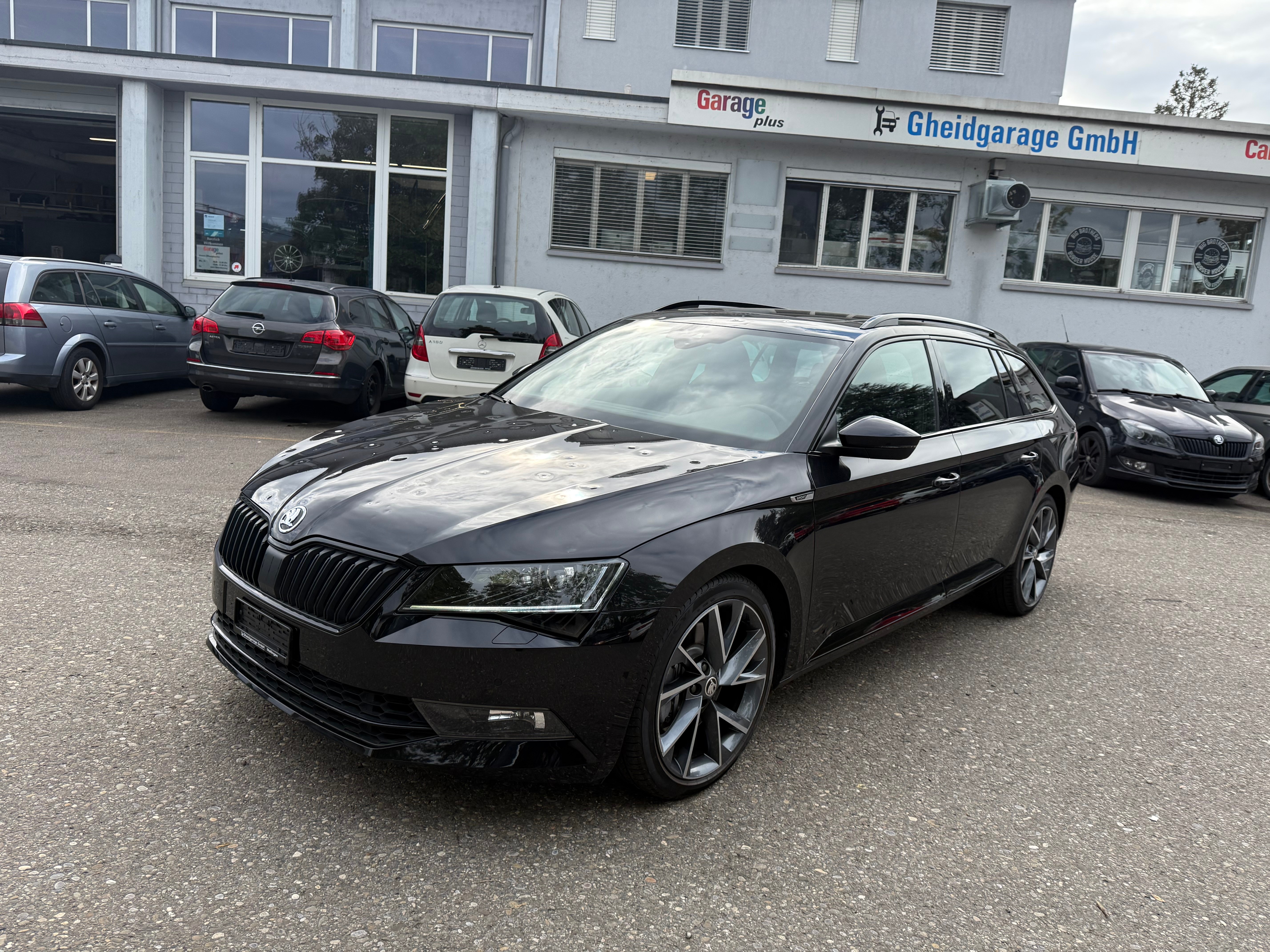 Car photo