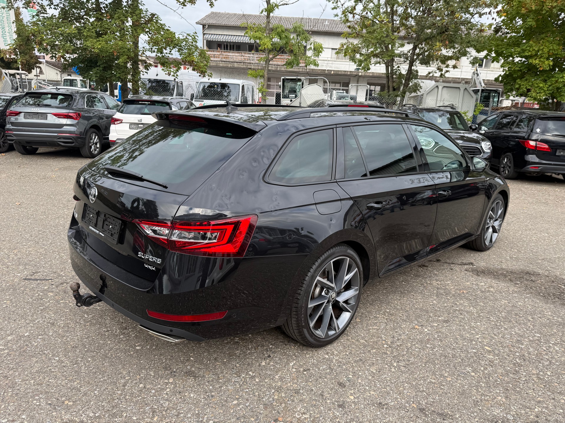 SKODA Superb Combi 2.0 TSI SportLine+ DSG 4x4-image-3
