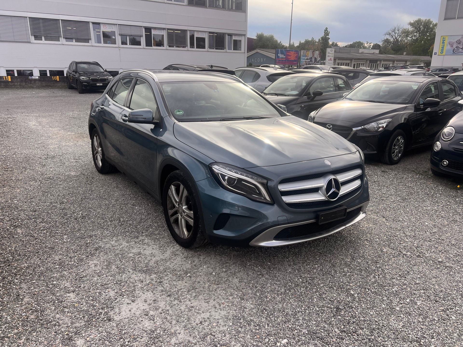 MERCEDES-BENZ GLA 220 CDI Urban 4Matic 7G-DCT-image-1