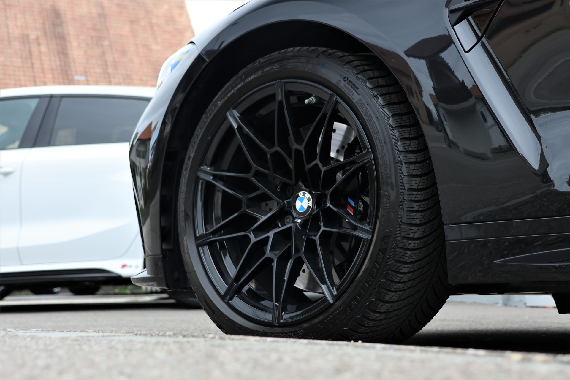 BMW M4 Coupé Competition M xDrive (CH)-image-7