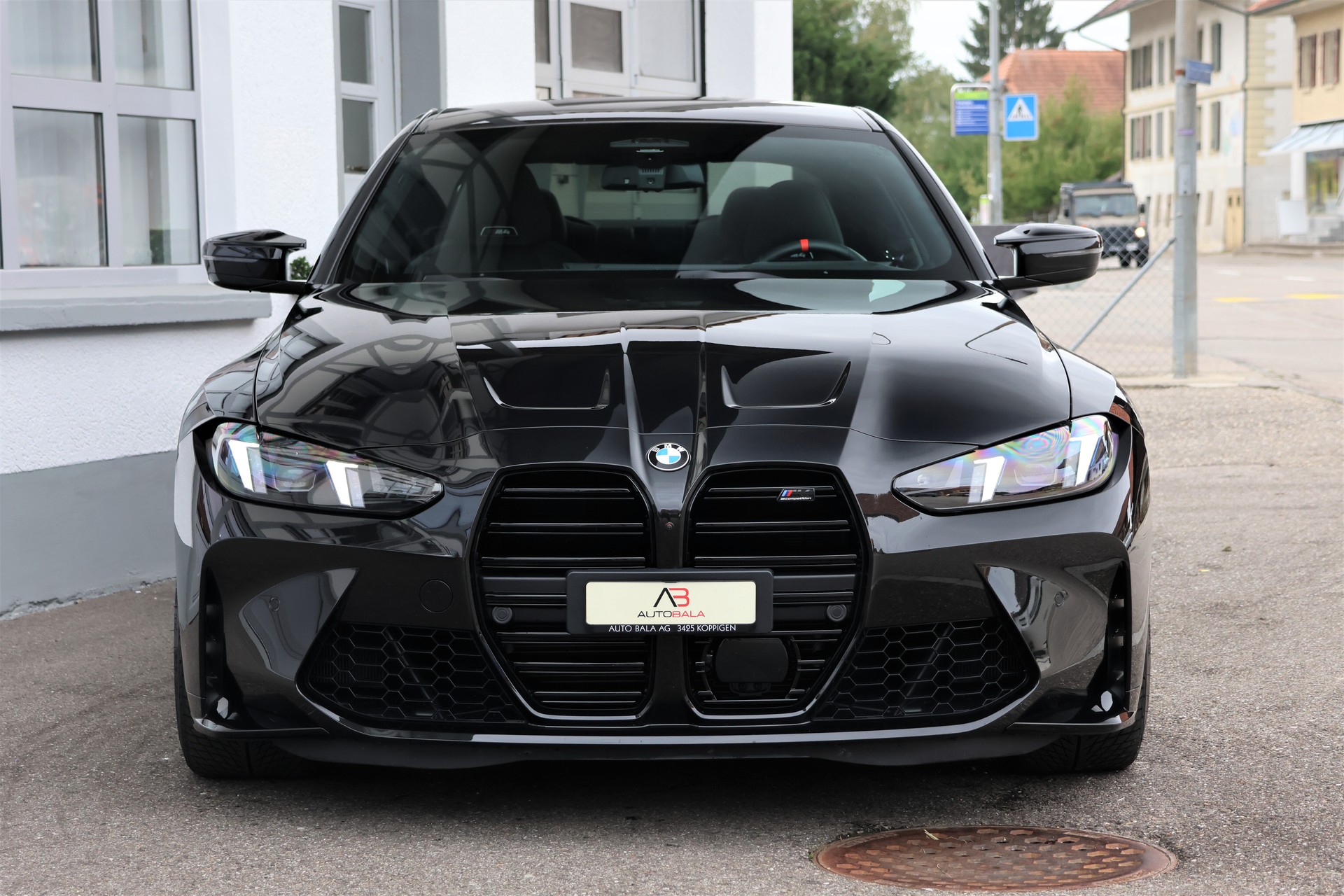 BMW M4 Coupé Competition M xDrive (CH)-image-1