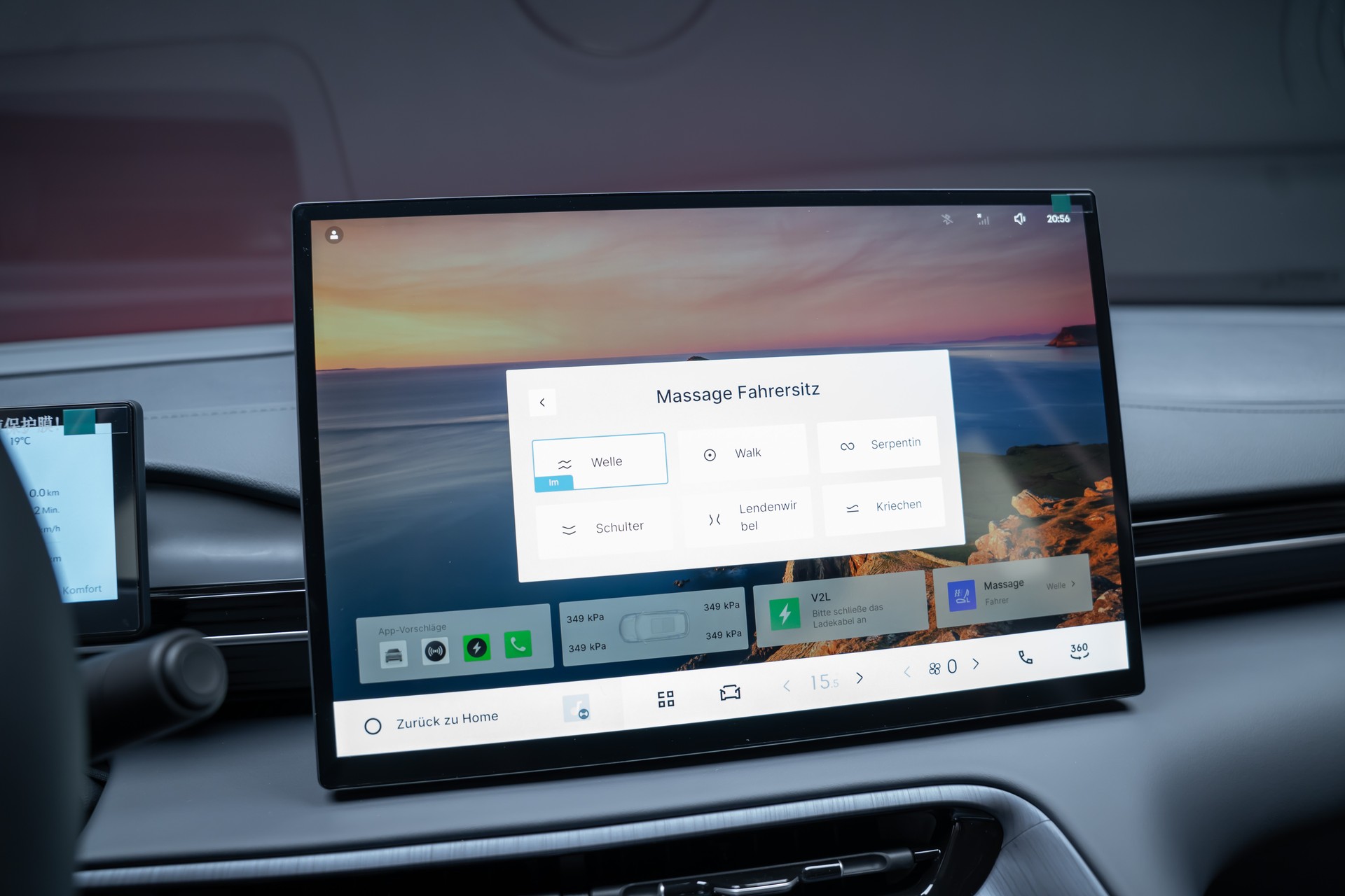 GEELY MAX + / Panorama-Glasdach / HeadUp / 360°Kamera-image-45