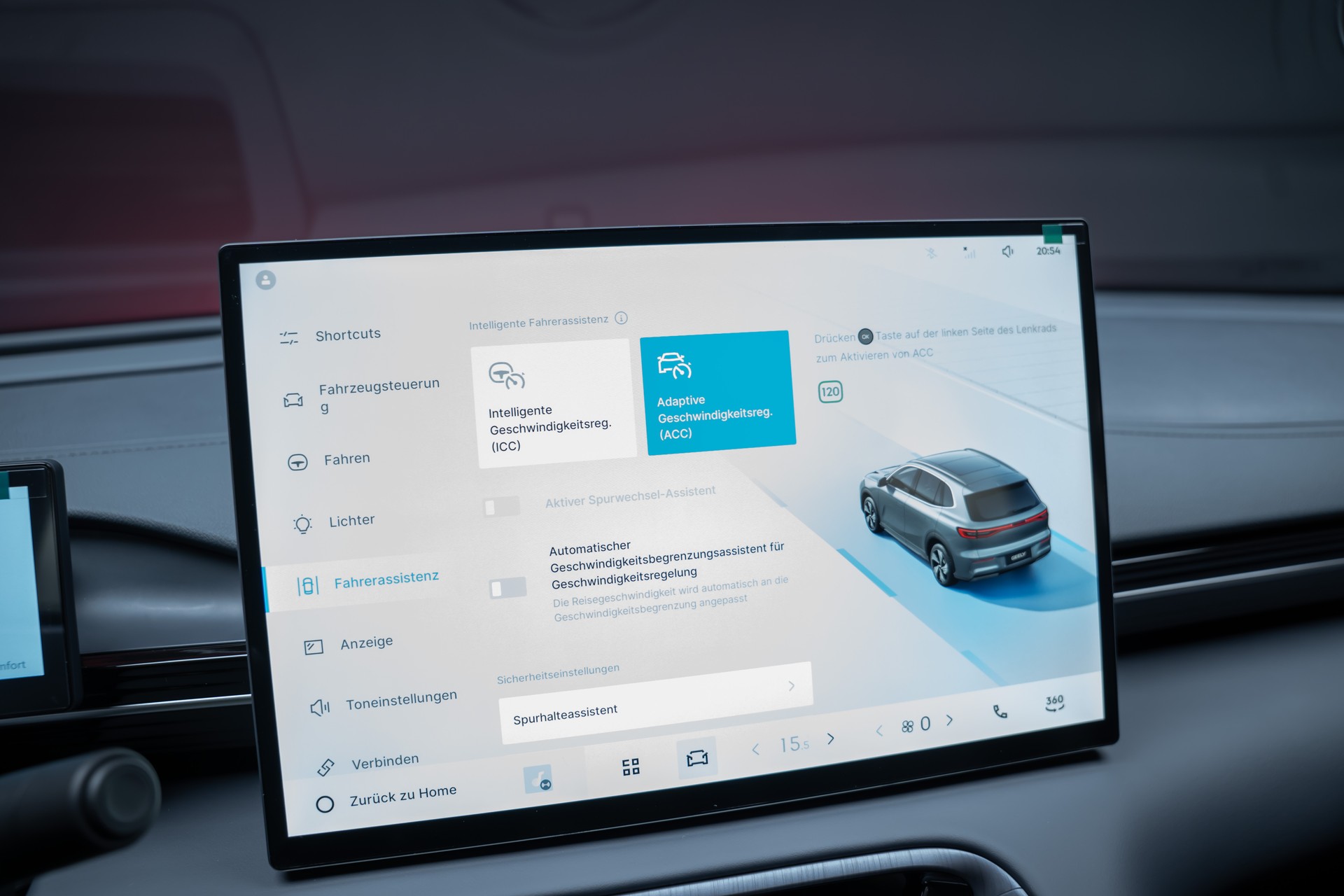 GEELY MAX + / Panorama-Glasdach / HeadUp / 360°Kamera-image-41