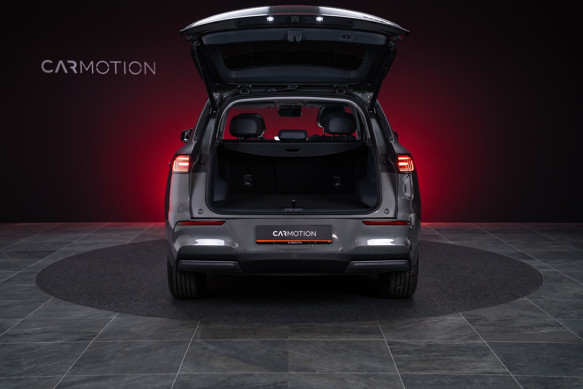 GEELY MAX + / Panorama-Glasdach / HeadUp / 360°Kamera-image-7