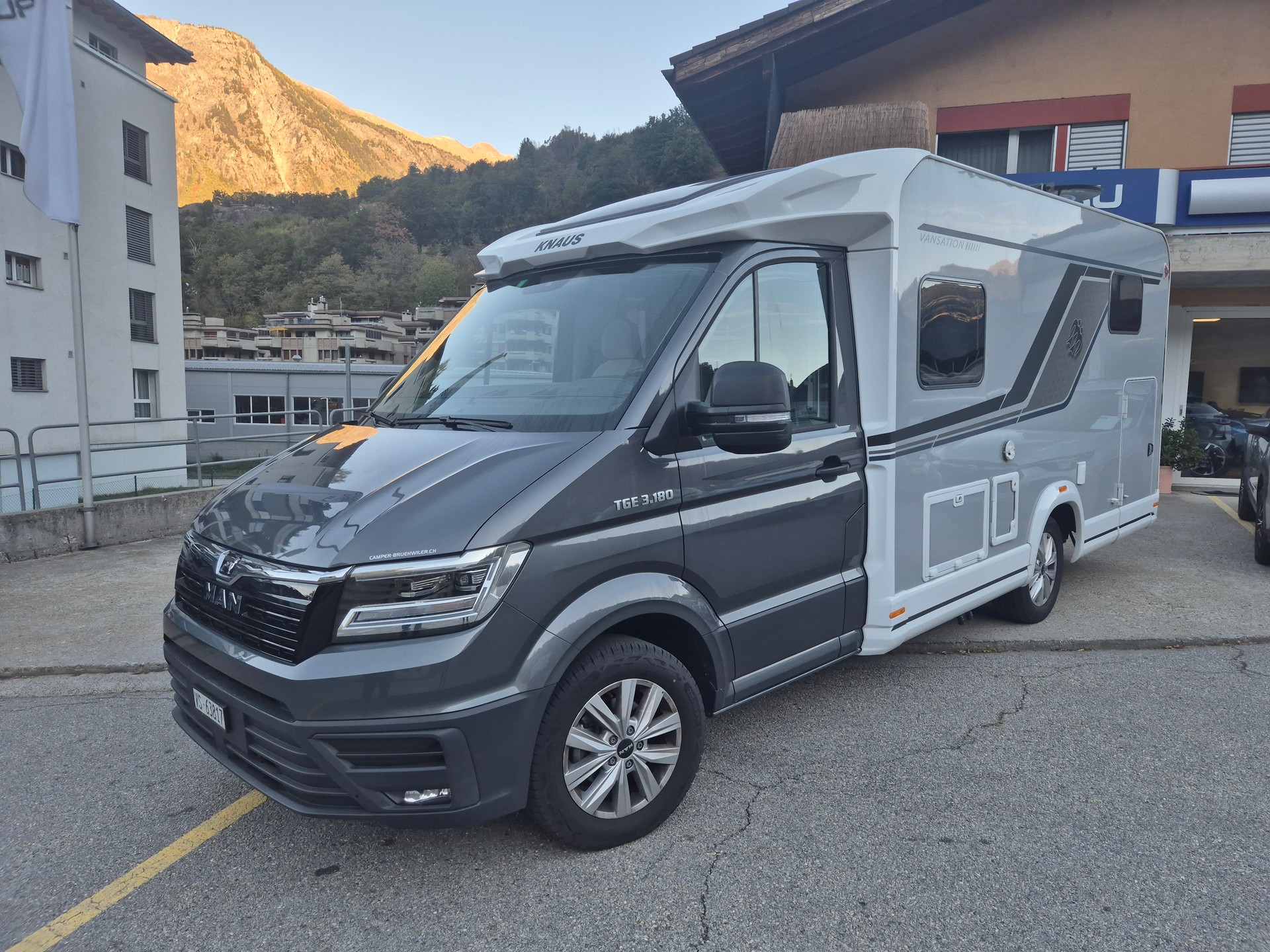KNAUS MAN TGE 2.0 177PS Vansation-image-0