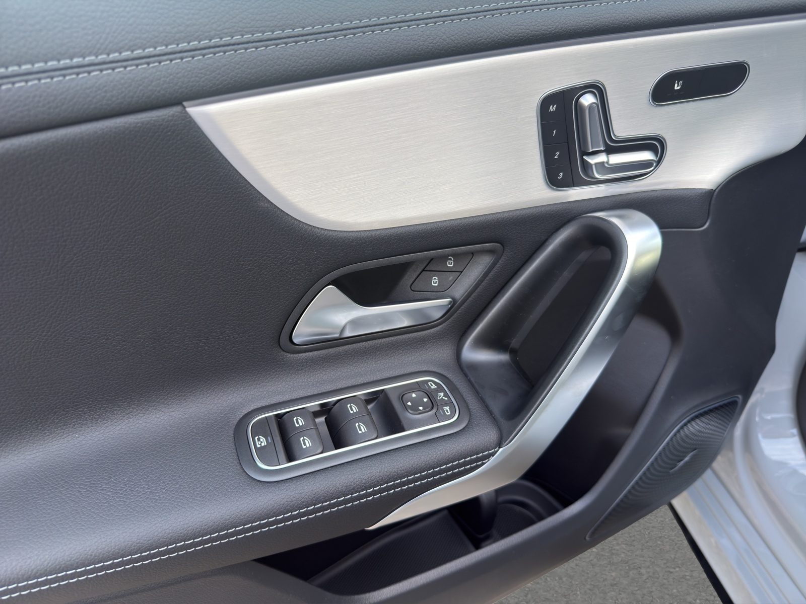 MERCEDES-BENZ A AMG 45 S 4Matic+ 8G-DCT-image-12