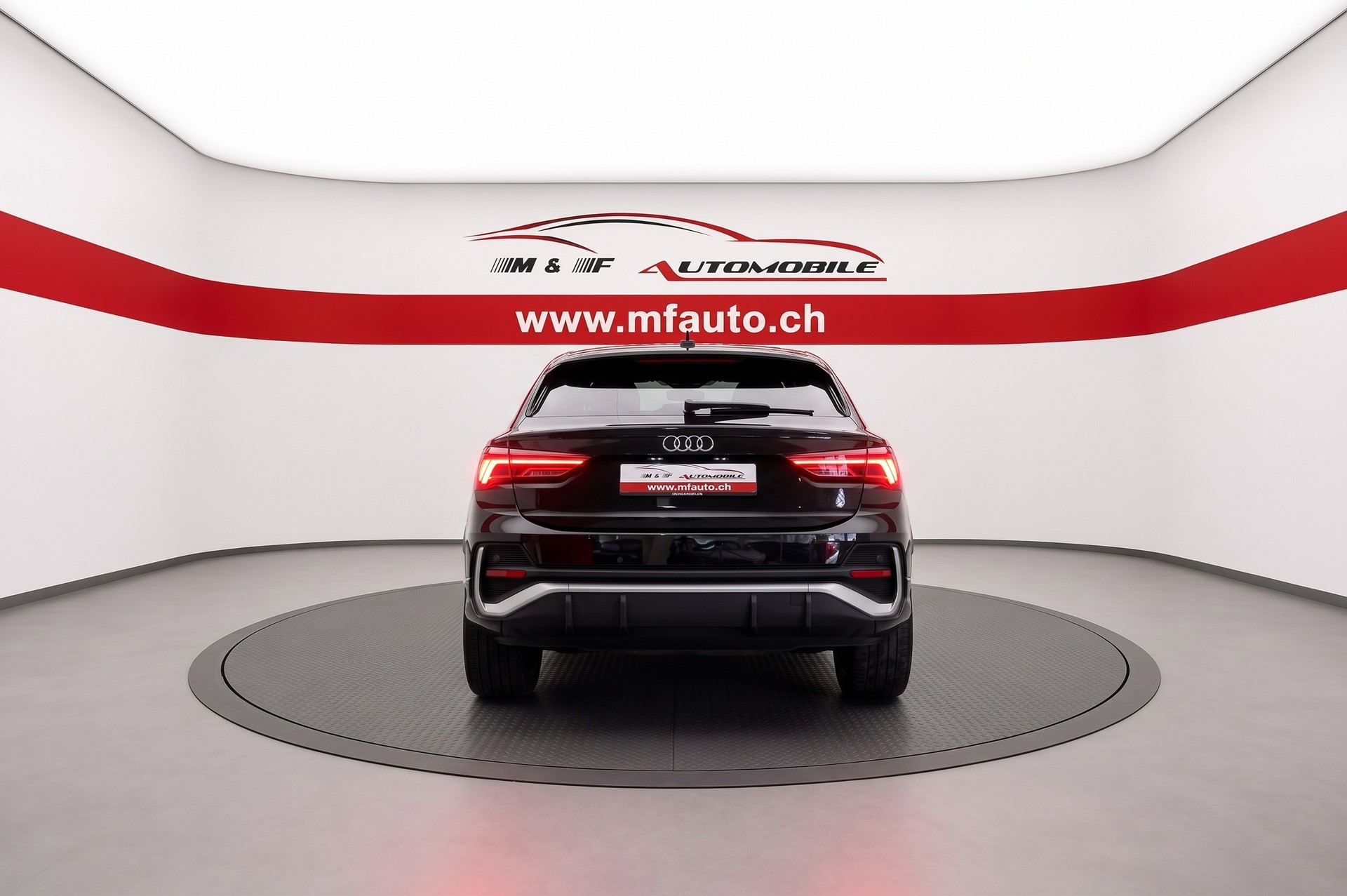 AUDI Q3 Sportback 1.5 35 TFSI S line S-Tronic-image-4