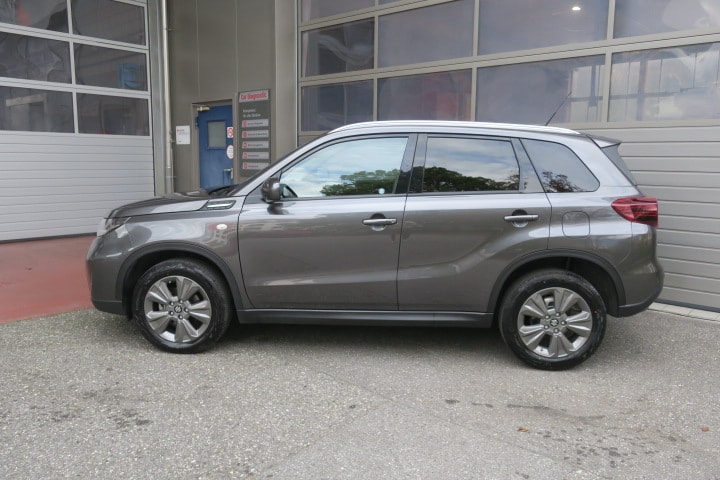 SUZUKI Vitara 1.4 Boosterjet Compact + 4x4 Hybrid Automatic-image-3