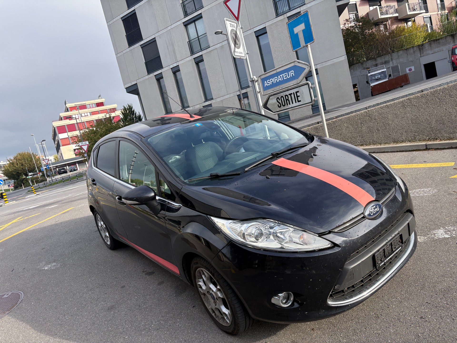 FORD Fiesta 1.4 16V Trend+-image-3