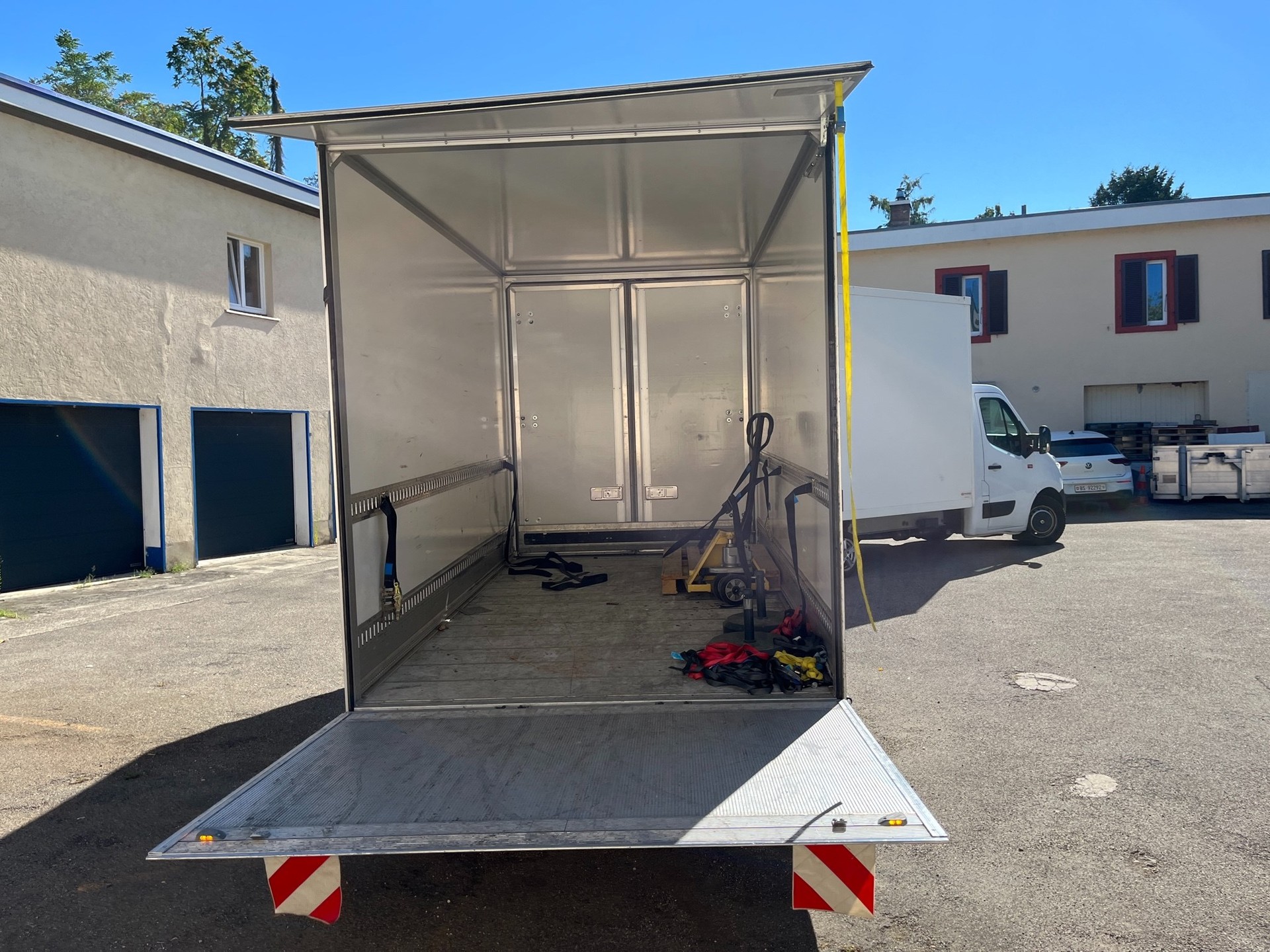 RENAULT Master T35 ENERGY 2.3dCi 170 L2-image-9