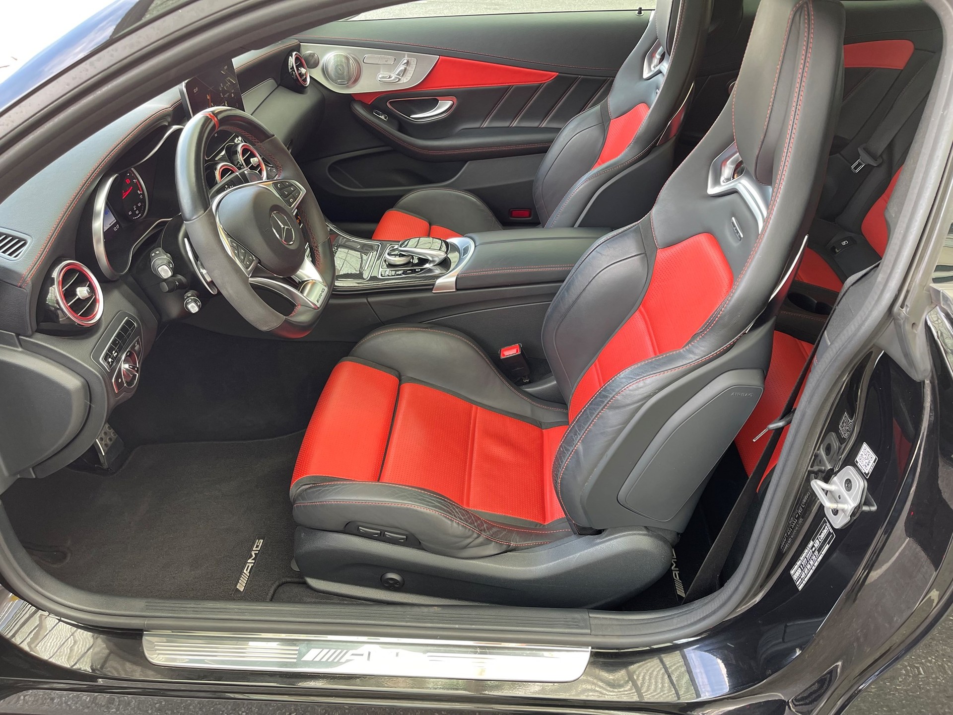 MERCEDES-BENZ C 63 S AMG Speedshift-image-8