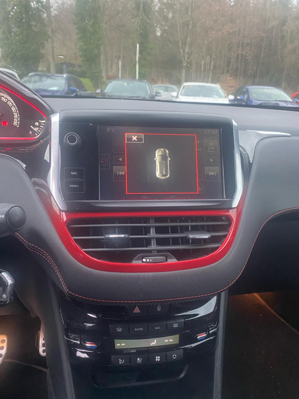 PEUGEOT 208 1.6 Turbo GTi-image-7