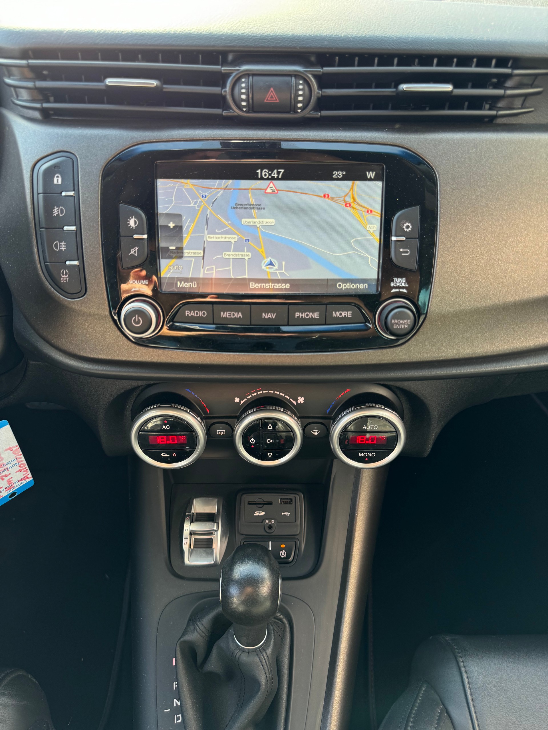 ALFA ROMEO Giulietta 2.0 JTDM Exclusive TCT-image-11