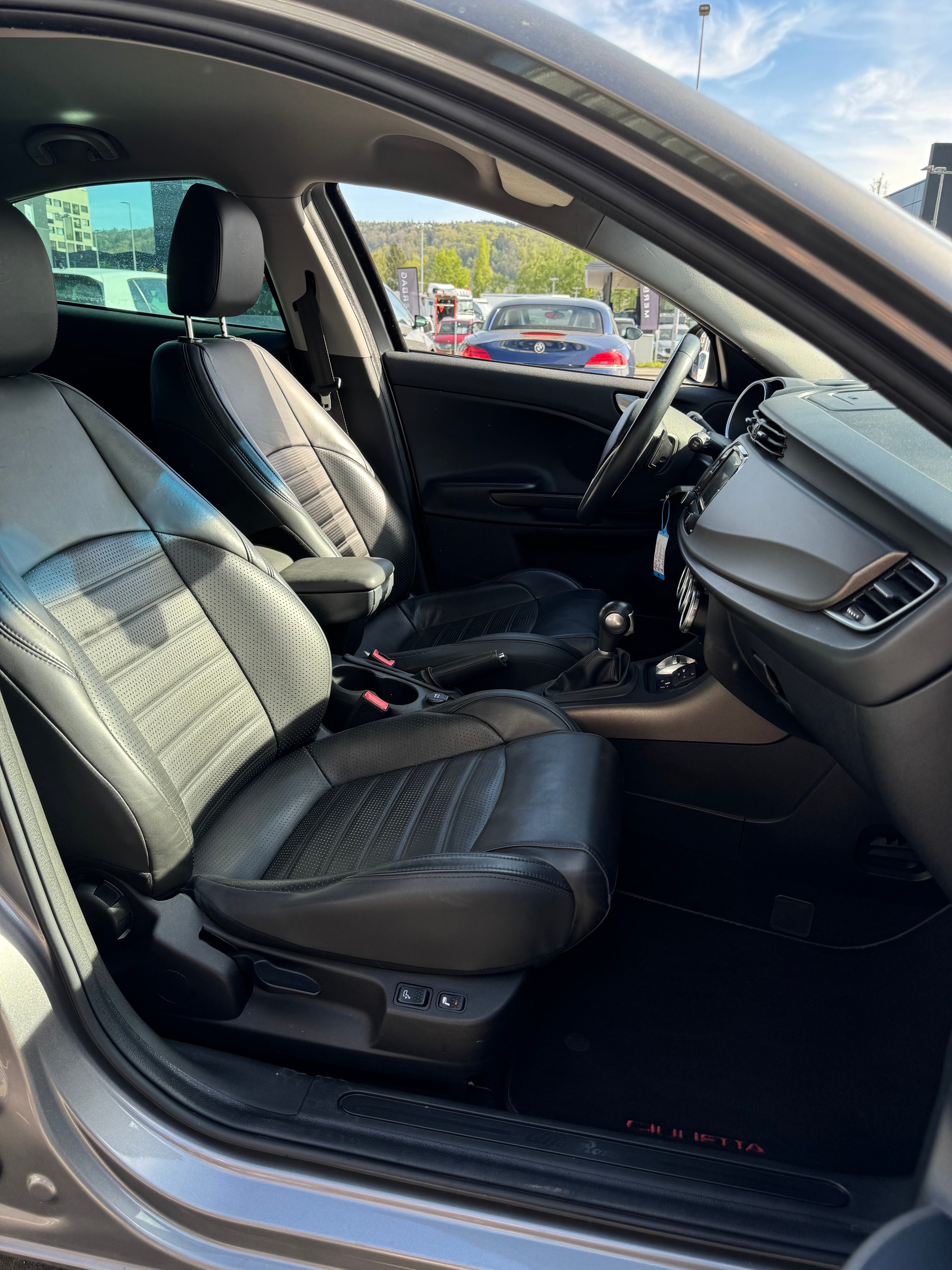 ALFA ROMEO Giulietta 2.0 JTDM Exclusive TCT-image-19